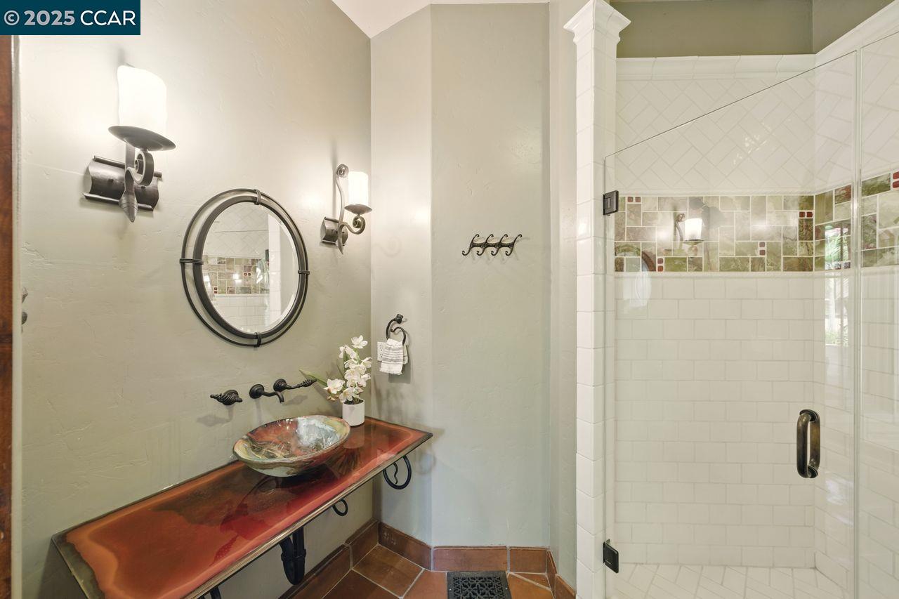 Detail Gallery Image 36 of 60 For 1615 Lawrence Rd, Danville,  CA 94506 - 4 Beds | 4/2 Baths