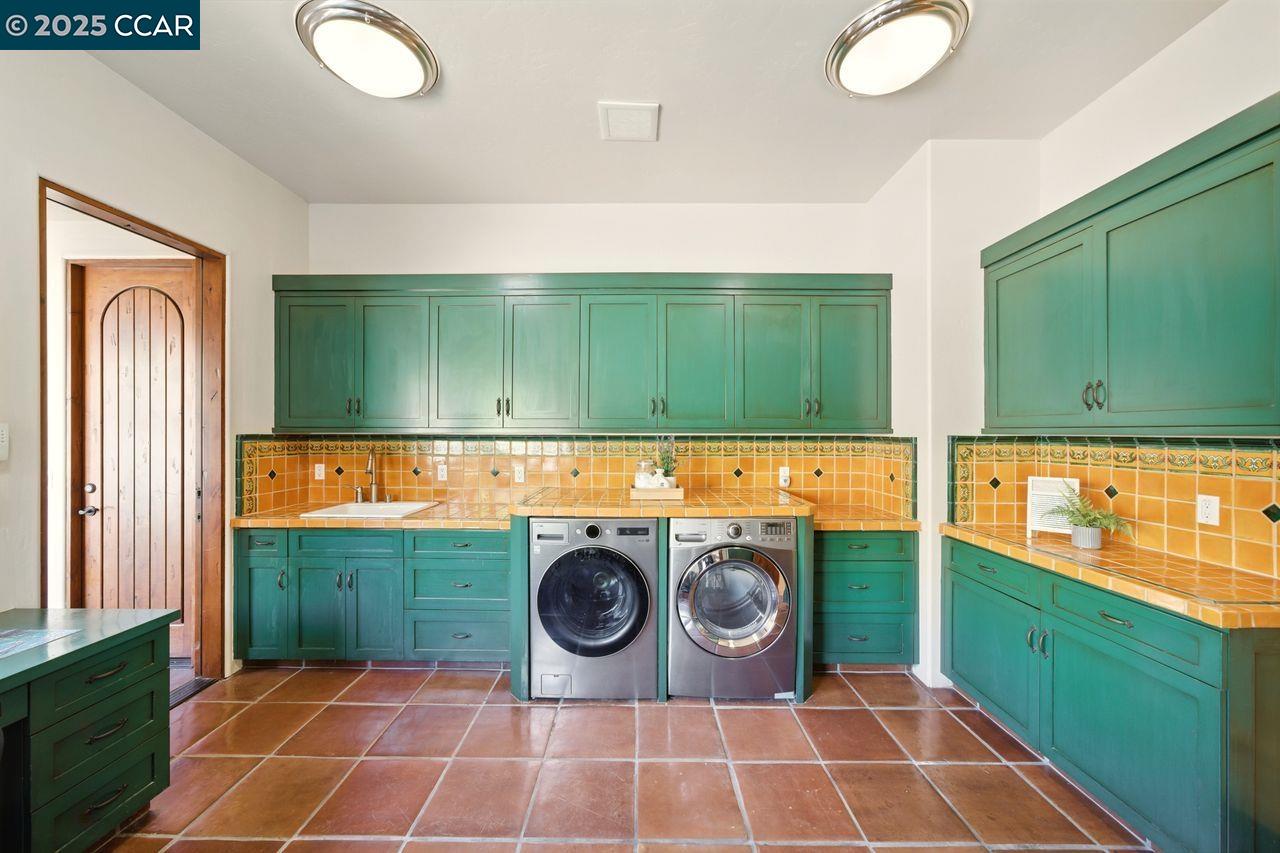 Detail Gallery Image 43 of 60 For 1615 Lawrence Rd, Danville,  CA 94506 - 4 Beds | 4/2 Baths