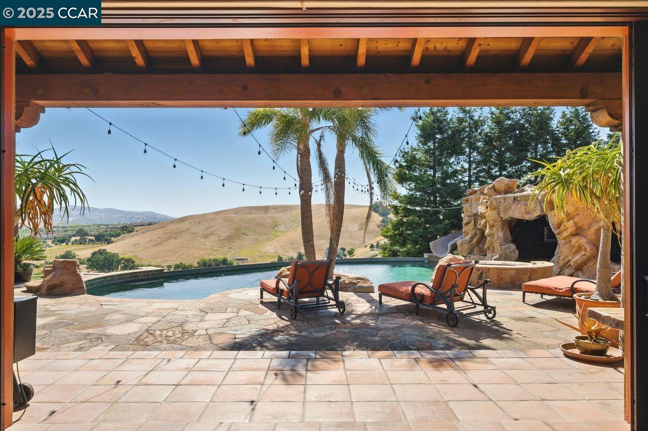Detail Gallery Image 49 of 60 For 1615 Lawrence Rd, Danville,  CA 94506 - 4 Beds | 4/2 Baths