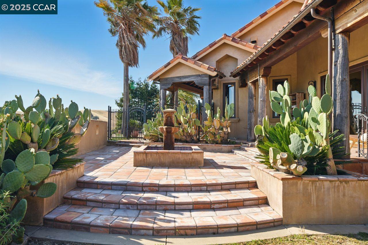 Detail Gallery Image 56 of 60 For 1615 Lawrence Rd, Danville,  CA 94506 - 4 Beds | 4/2 Baths