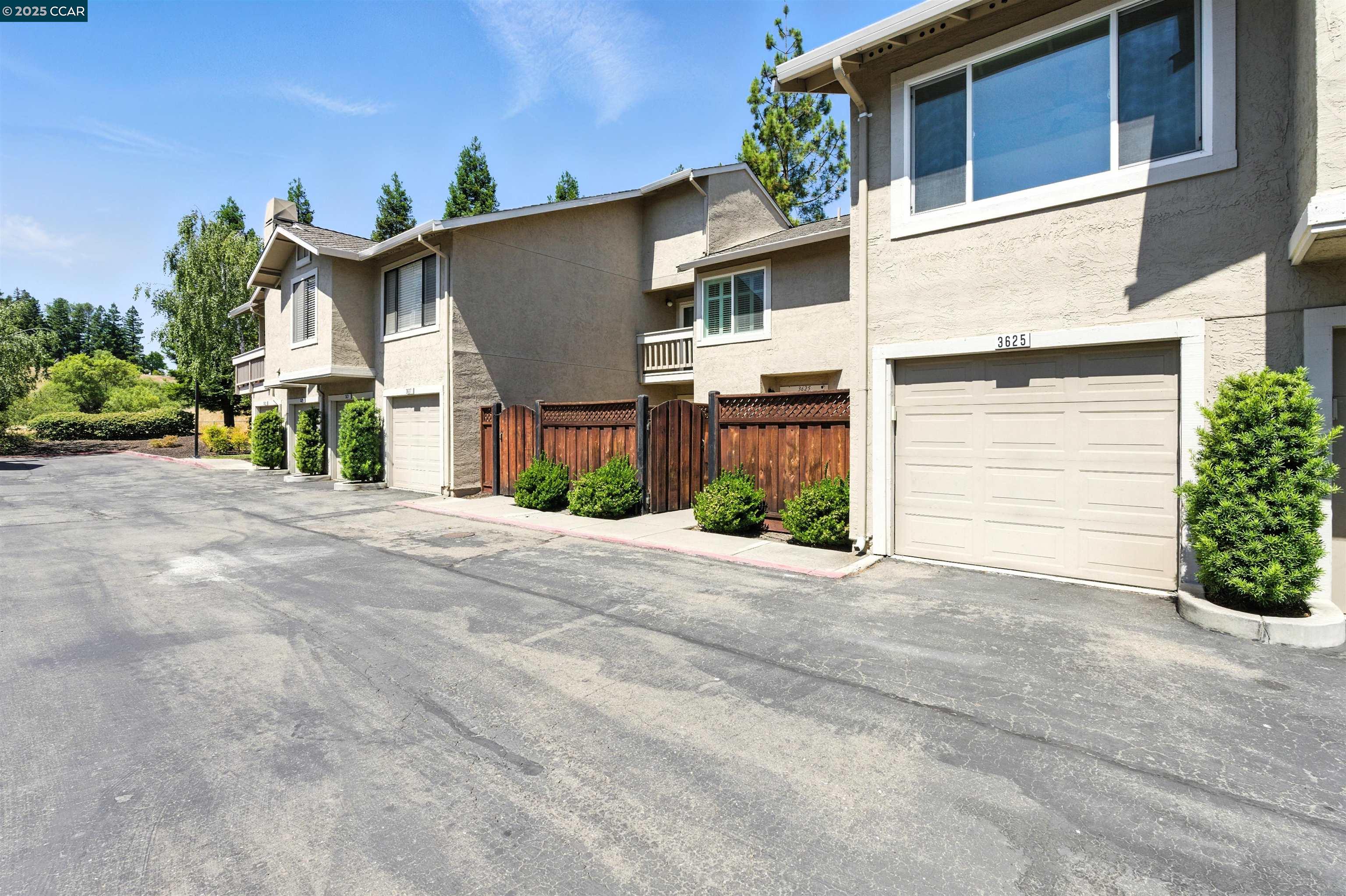 Photo #2: 41104016 Listing 