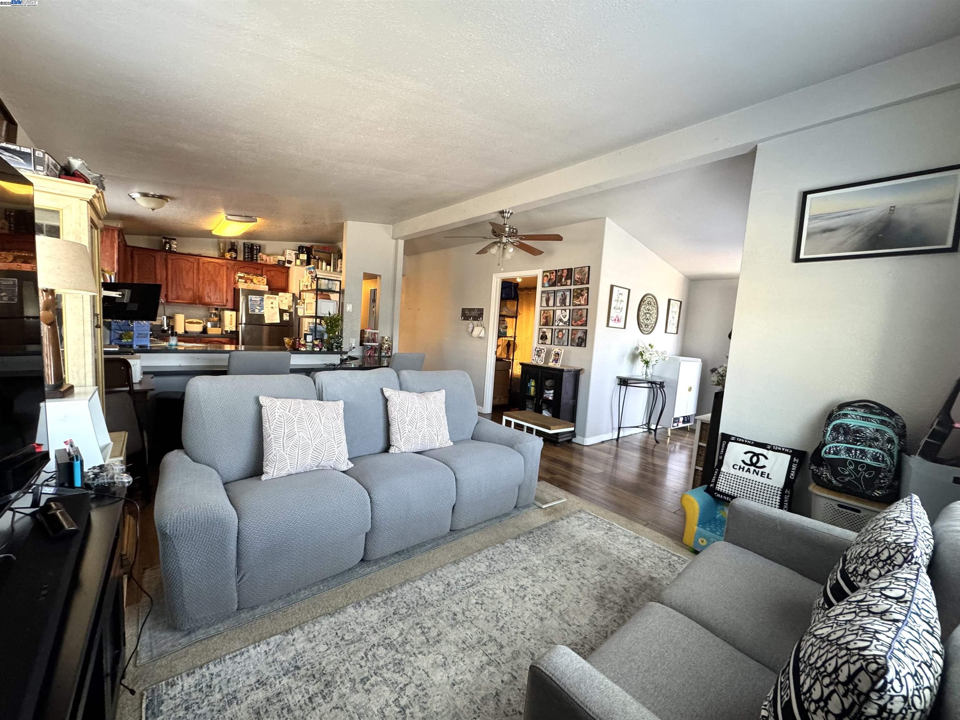 Detail Gallery Image 2 of 16 For 600 E Weddell Dr. #71,  Sunnyvale,  CA 94089 - 3 Beds | 2 Baths