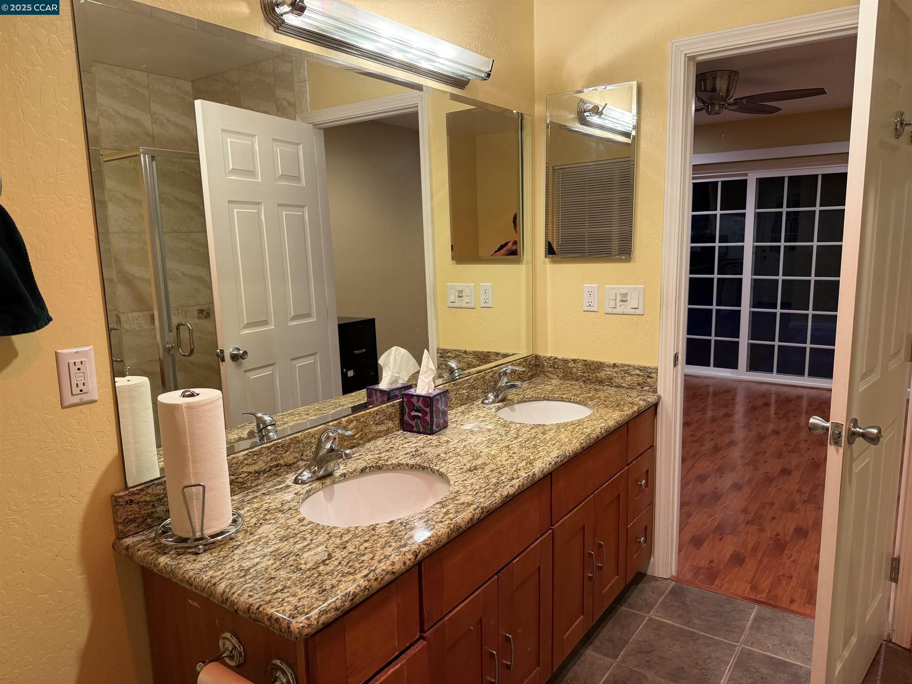 Detail Gallery Image 12 of 21 For 5459-B Louisiana Dr, Concord,  CA 94521 - 1 Beds | 1 Baths