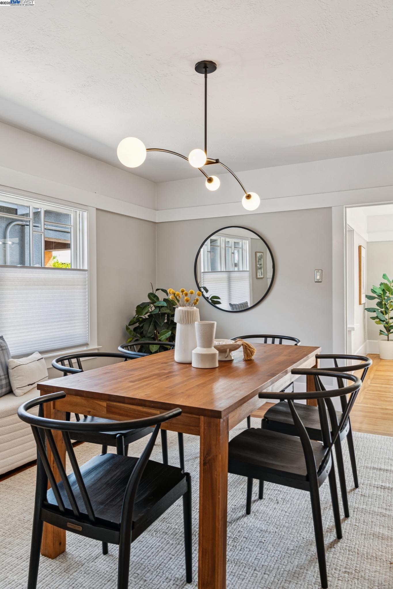 Detail Gallery Image 15 of 58 For 2138 Byron, Berkeley,  CA 94702 - 3 Beds | 1 Baths