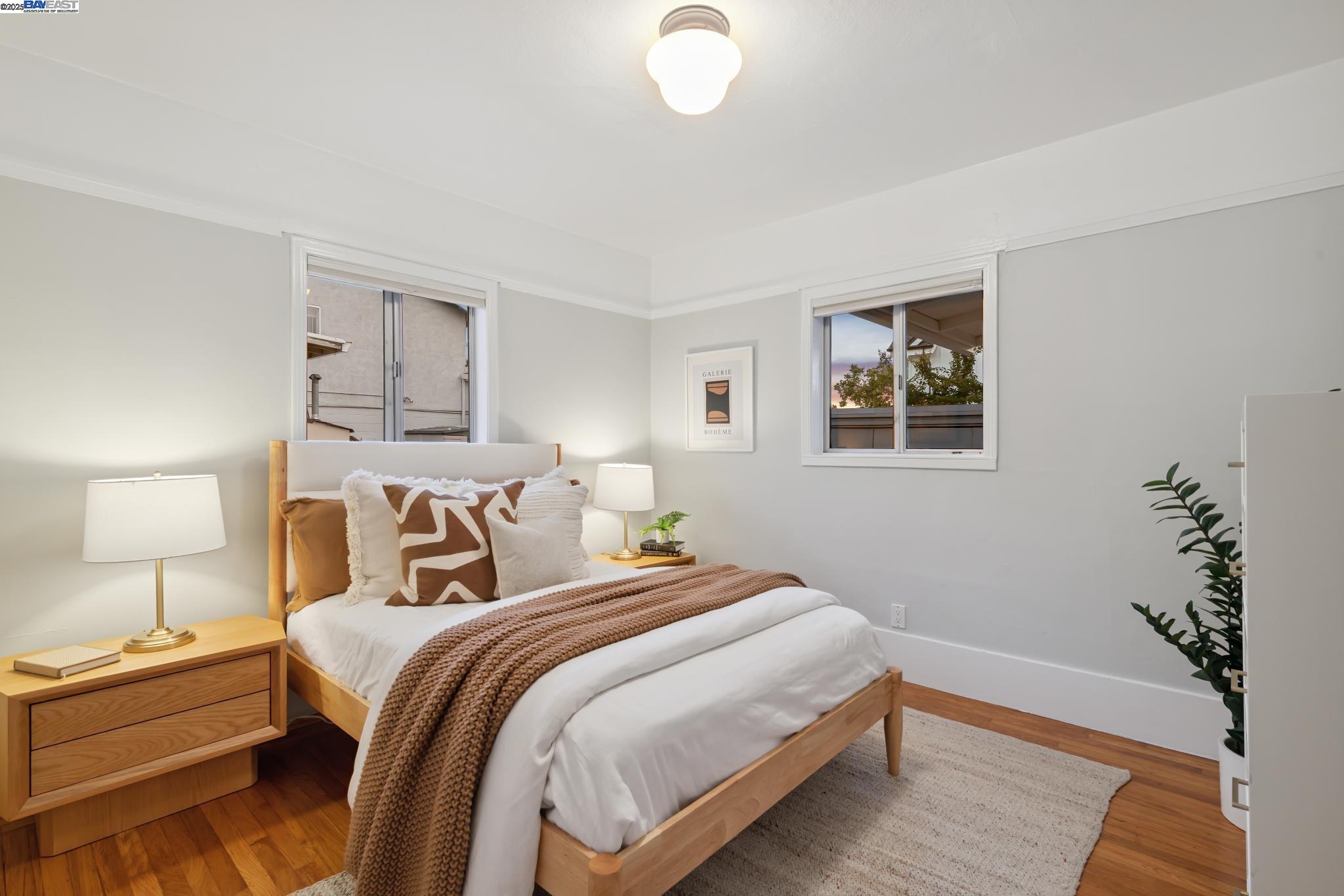 Detail Gallery Image 21 of 58 For 2138 Byron, Berkeley,  CA 94702 - 3 Beds | 1 Baths