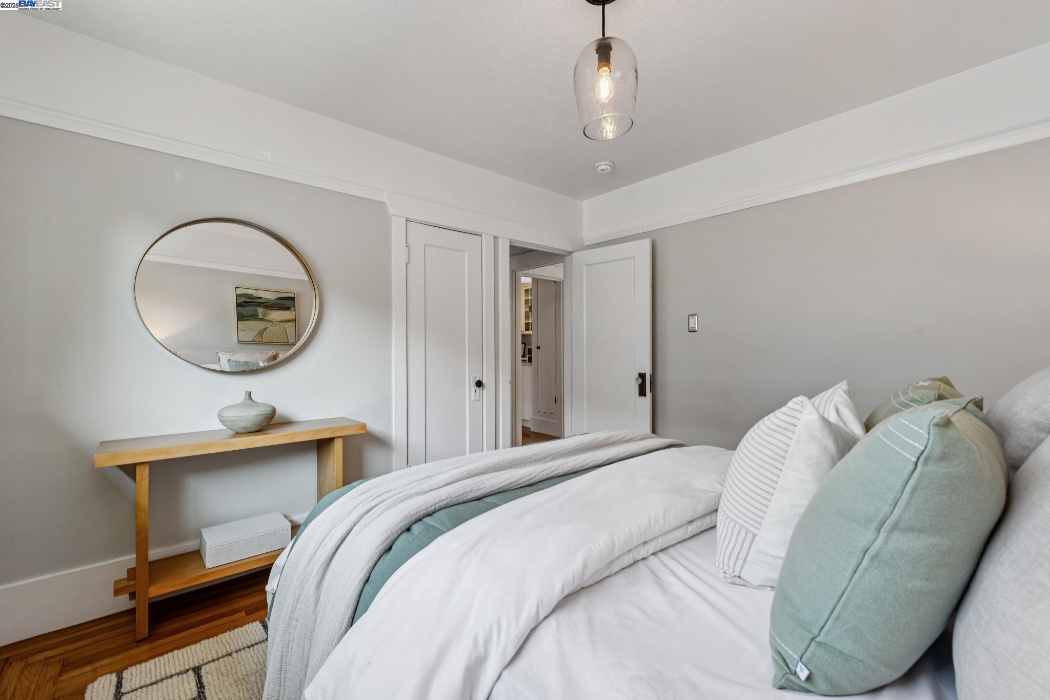 Detail Gallery Image 26 of 58 For 2138 Byron, Berkeley,  CA 94702 - 3 Beds | 1 Baths