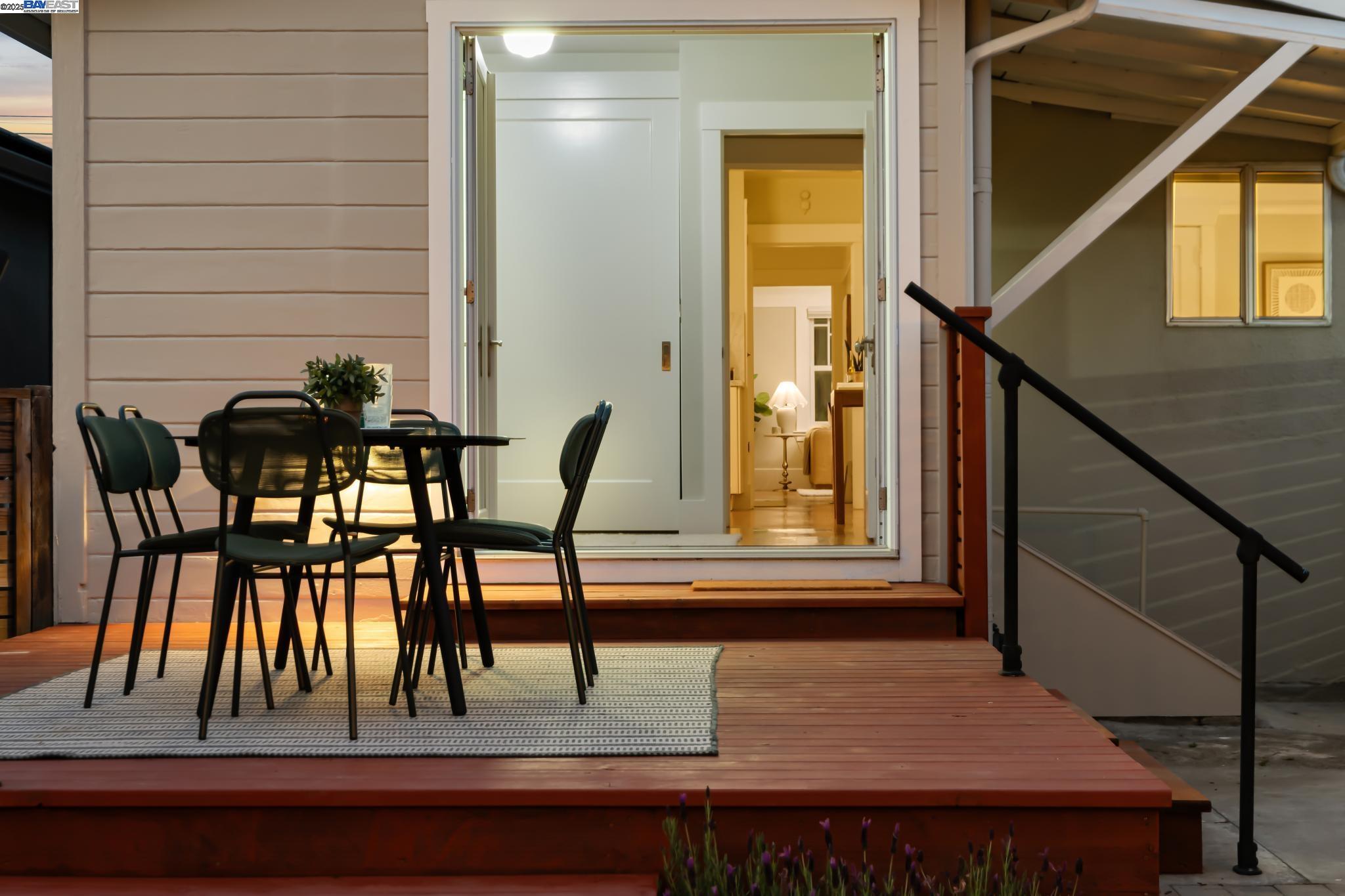 Detail Gallery Image 46 of 58 For 2138 Byron, Berkeley,  CA 94702 - 3 Beds | 1 Baths