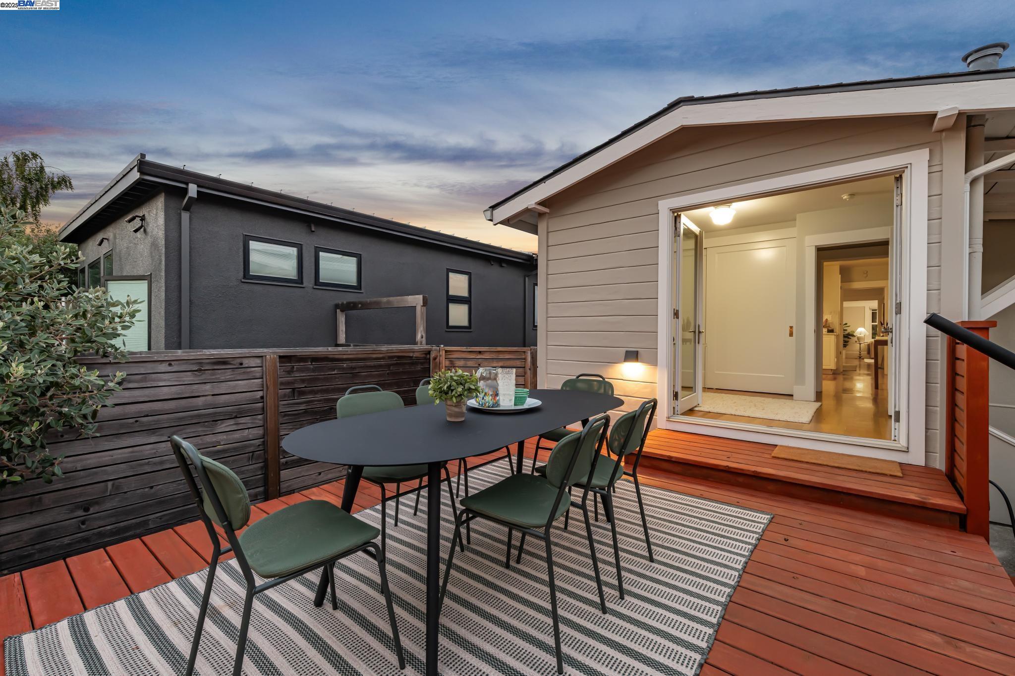 Detail Gallery Image 47 of 58 For 2138 Byron, Berkeley,  CA 94702 - 3 Beds | 1 Baths
