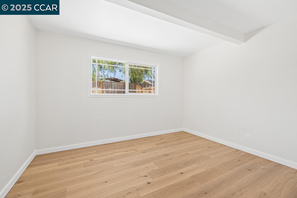 Detail Gallery Image 9 of 17 For 2087 Brook St, Concord,  CA 94520 - 4 Beds | 2 Baths
