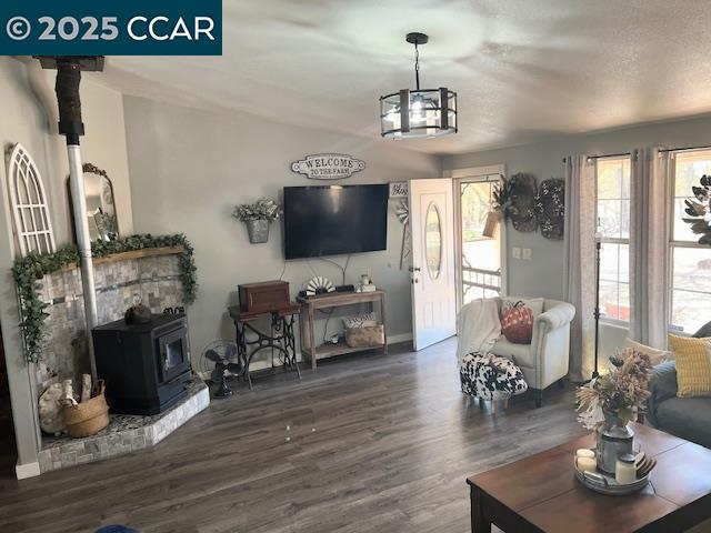 Detail Gallery Image 11 of 28 For 5098 Cantle Road, Copperopolis,  CA 95228 - 3 Beds | 2 Baths