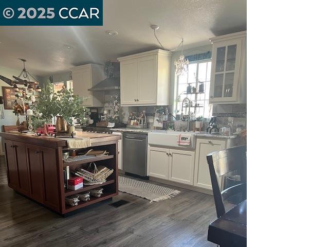 Detail Gallery Image 13 of 20 For 5098 Cantle Road, Copperopolis,  CA 95228 - 3 Beds | 2 Baths