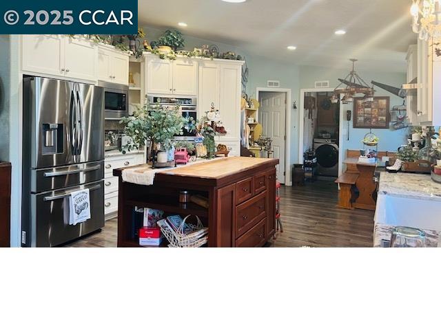 Detail Gallery Image 15 of 21 For 5098 Cantle Road, Copperopolis,  CA 95228 - 3 Beds | 2 Baths