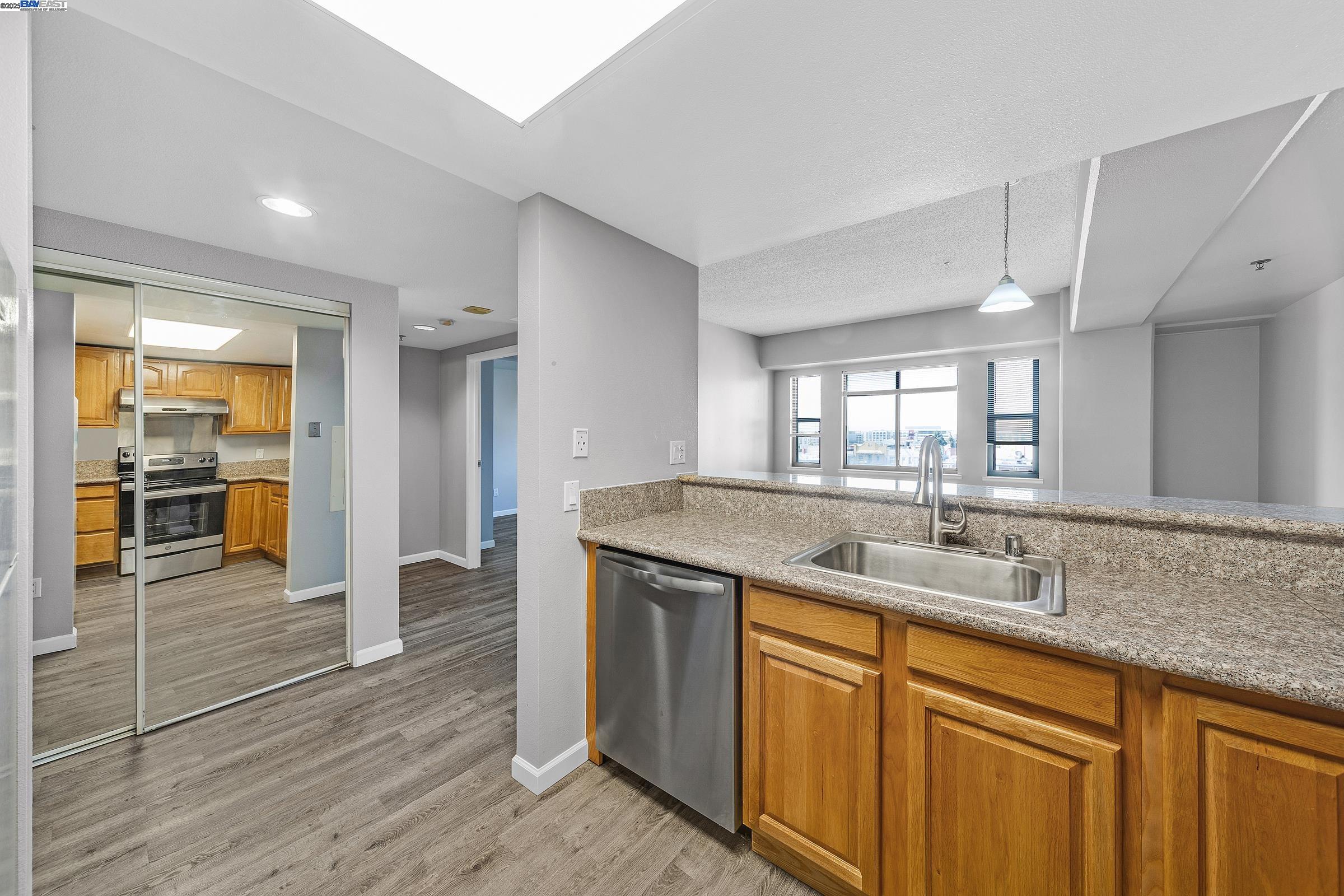 Photo #5: 41104026 Listing 