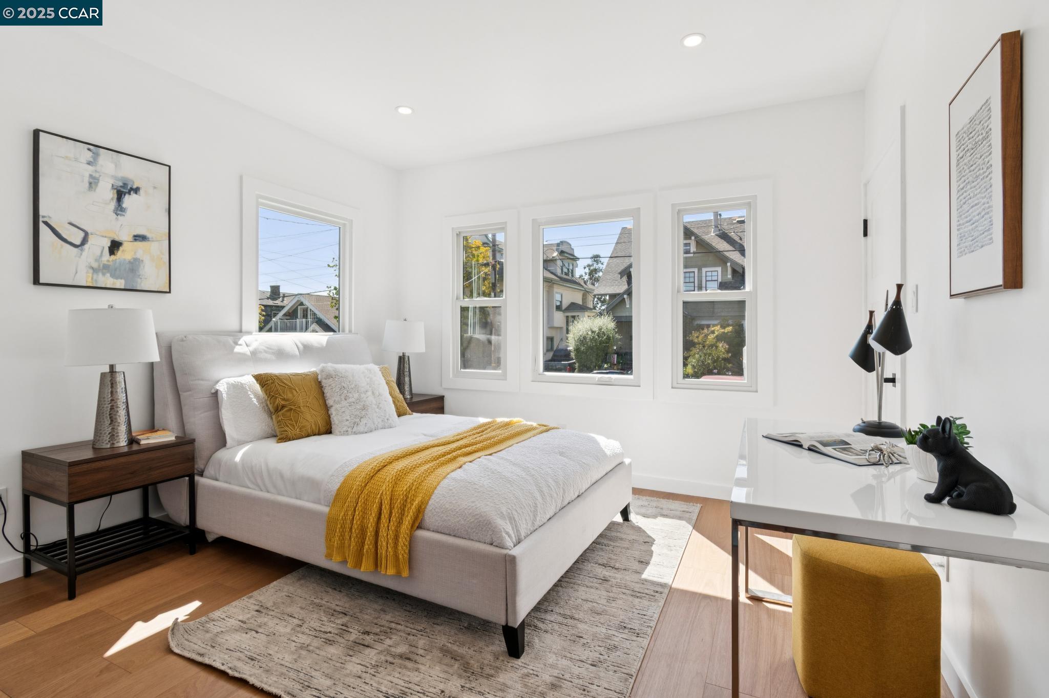 Detail Gallery Image 22 of 53 For 4250 Terrace St, Oakland,  CA 94611 - 4 Beds | 3 Baths