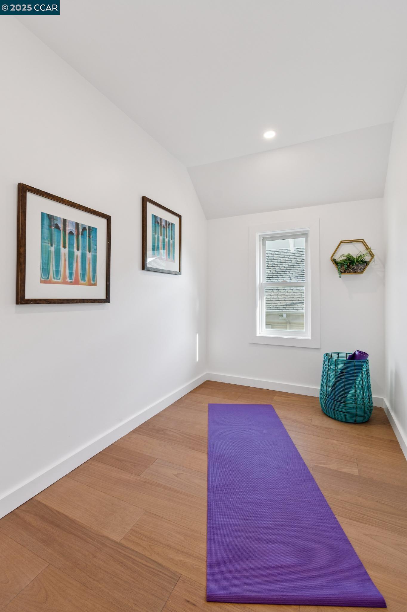 Detail Gallery Image 35 of 53 For 4250 Terrace St, Oakland,  CA 94611 - 4 Beds | 3 Baths