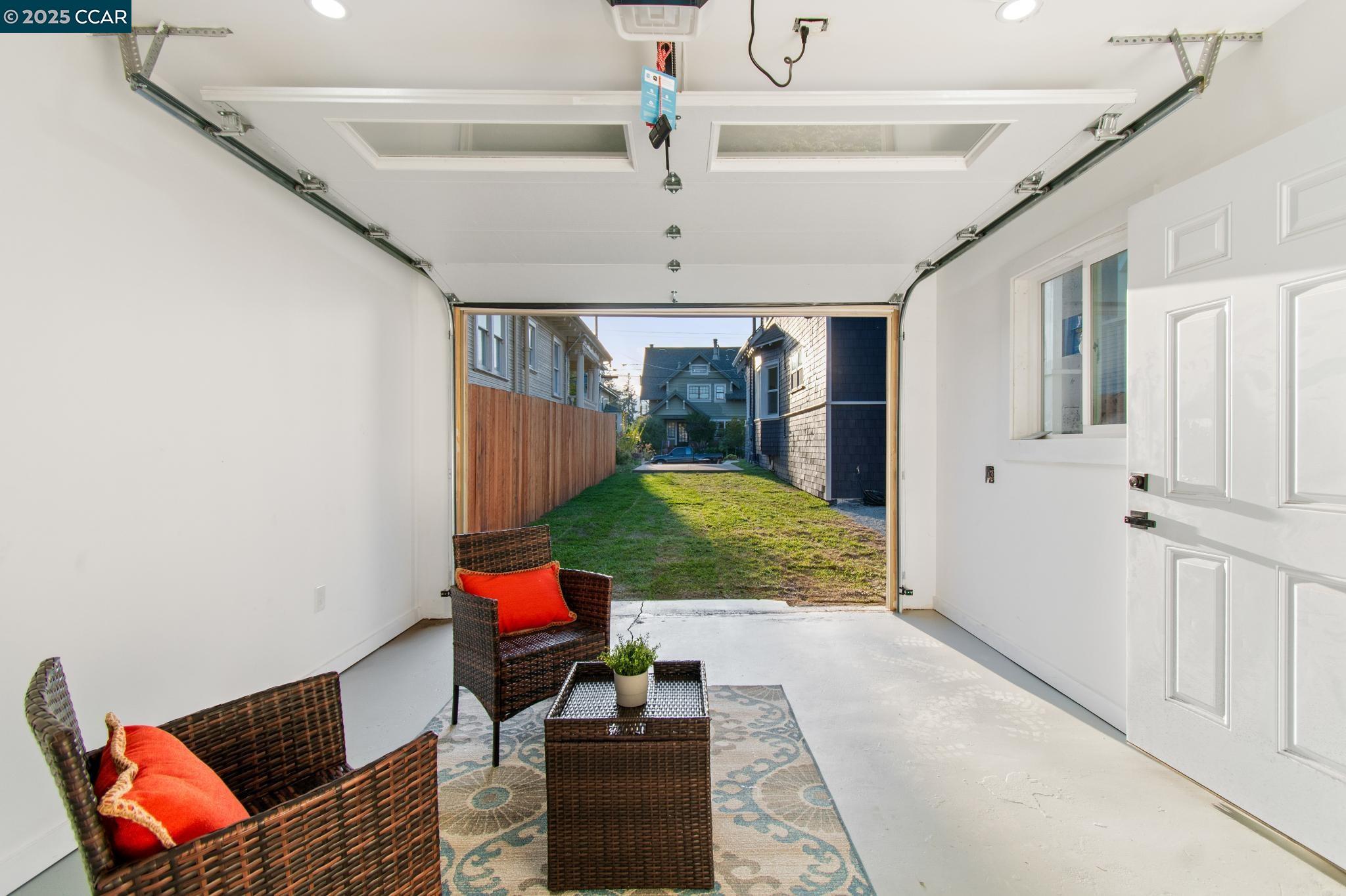 Detail Gallery Image 51 of 53 For 4250 Terrace St, Oakland,  CA 94611 - 4 Beds | 3 Baths