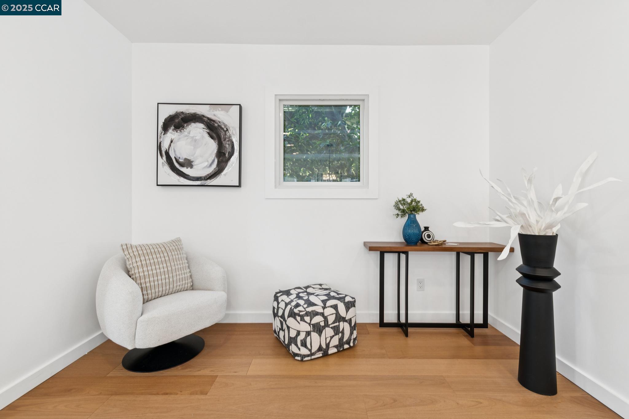 Detail Gallery Image 7 of 53 For 4250 Terrace St, Oakland,  CA 94611 - 4 Beds | 3 Baths
