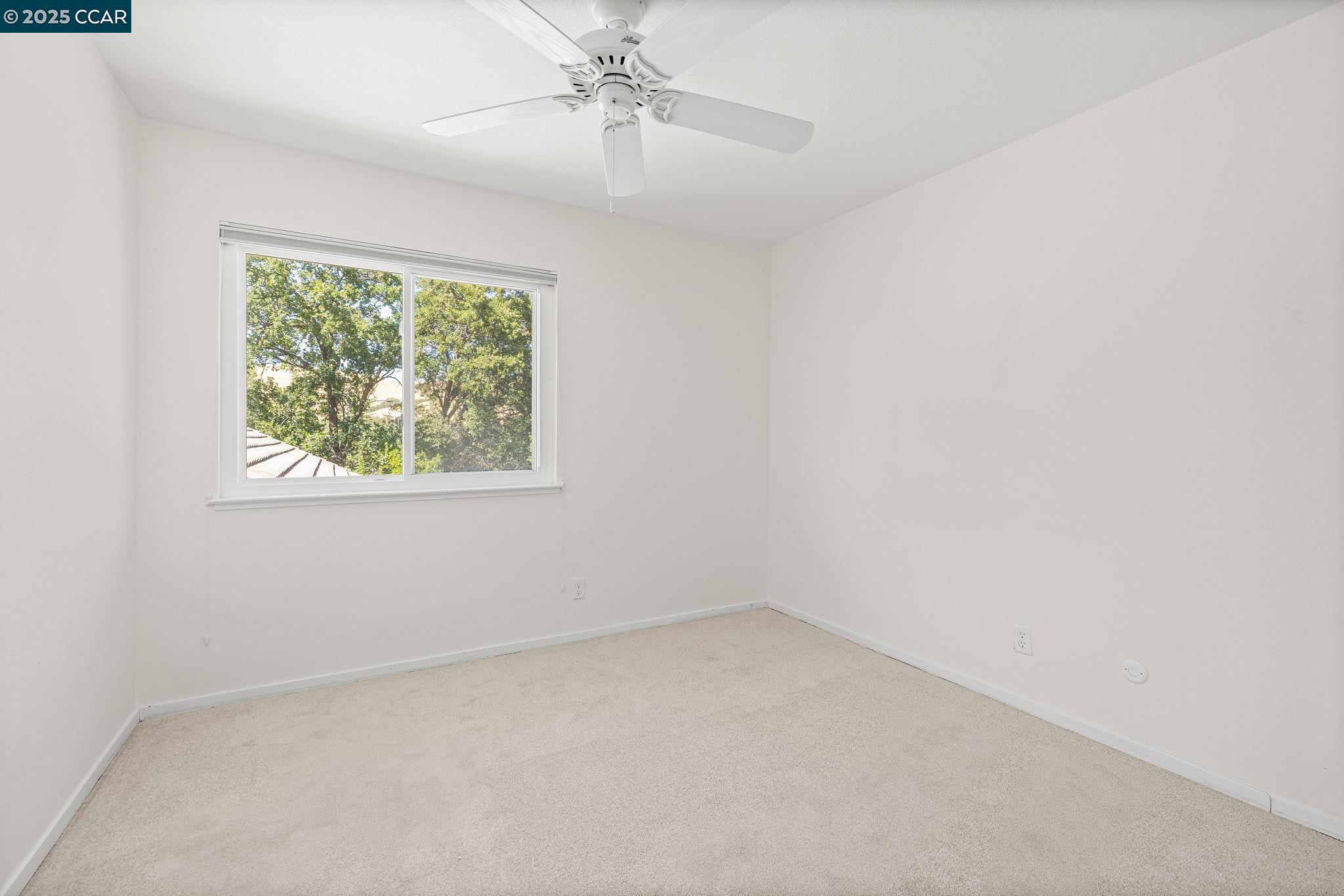 Detail Gallery Image 13 of 21 For 14 Mt Wilson Way, Clayton,  CA 94517 - 3 Beds | 2/1 Baths