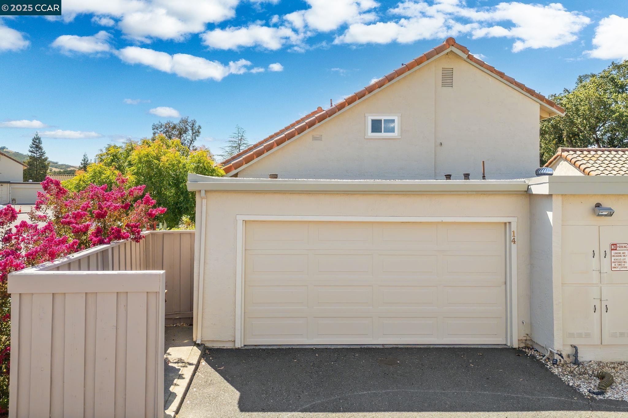Detail Gallery Image 17 of 21 For 14 Mt Wilson Way, Clayton,  CA 94517 - 3 Beds | 2/1 Baths