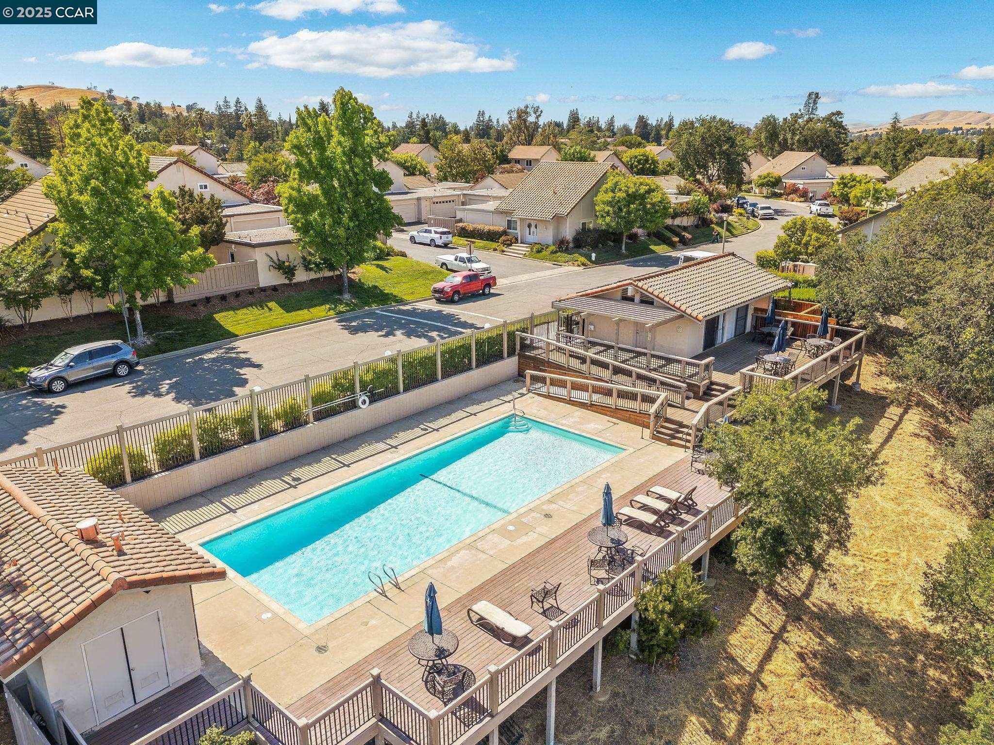Detail Gallery Image 19 of 21 For 14 Mt Wilson Way, Clayton,  CA 94517 - 3 Beds | 2/1 Baths