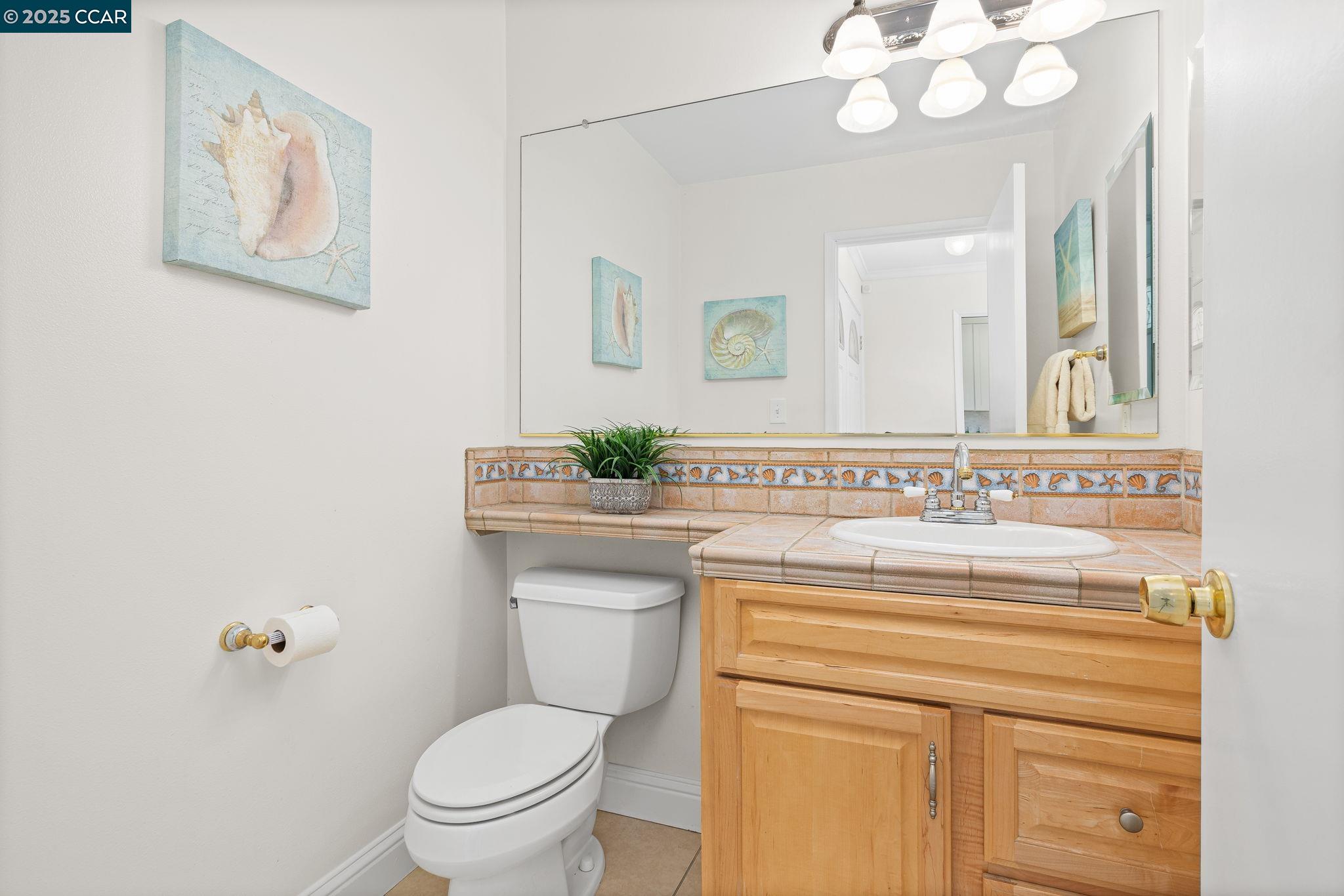 Detail Gallery Image 9 of 21 For 14 Mt Wilson Way, Clayton,  CA 94517 - 3 Beds | 2/1 Baths
