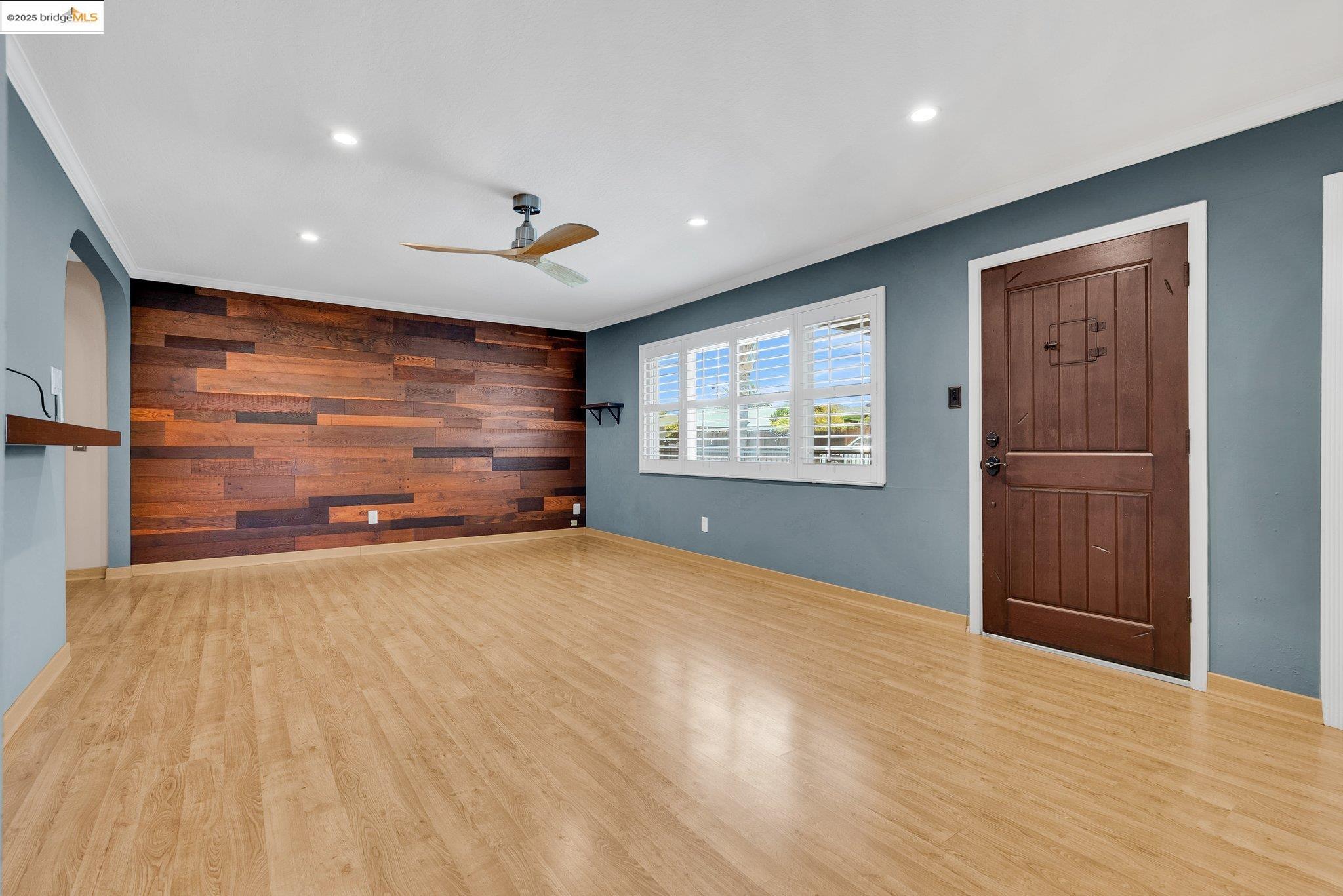 Detail Gallery Image 13 of 28 For 860 W. 17th St., Pittsburg,  CA 94565-3715 - 3 Beds | 1 Baths