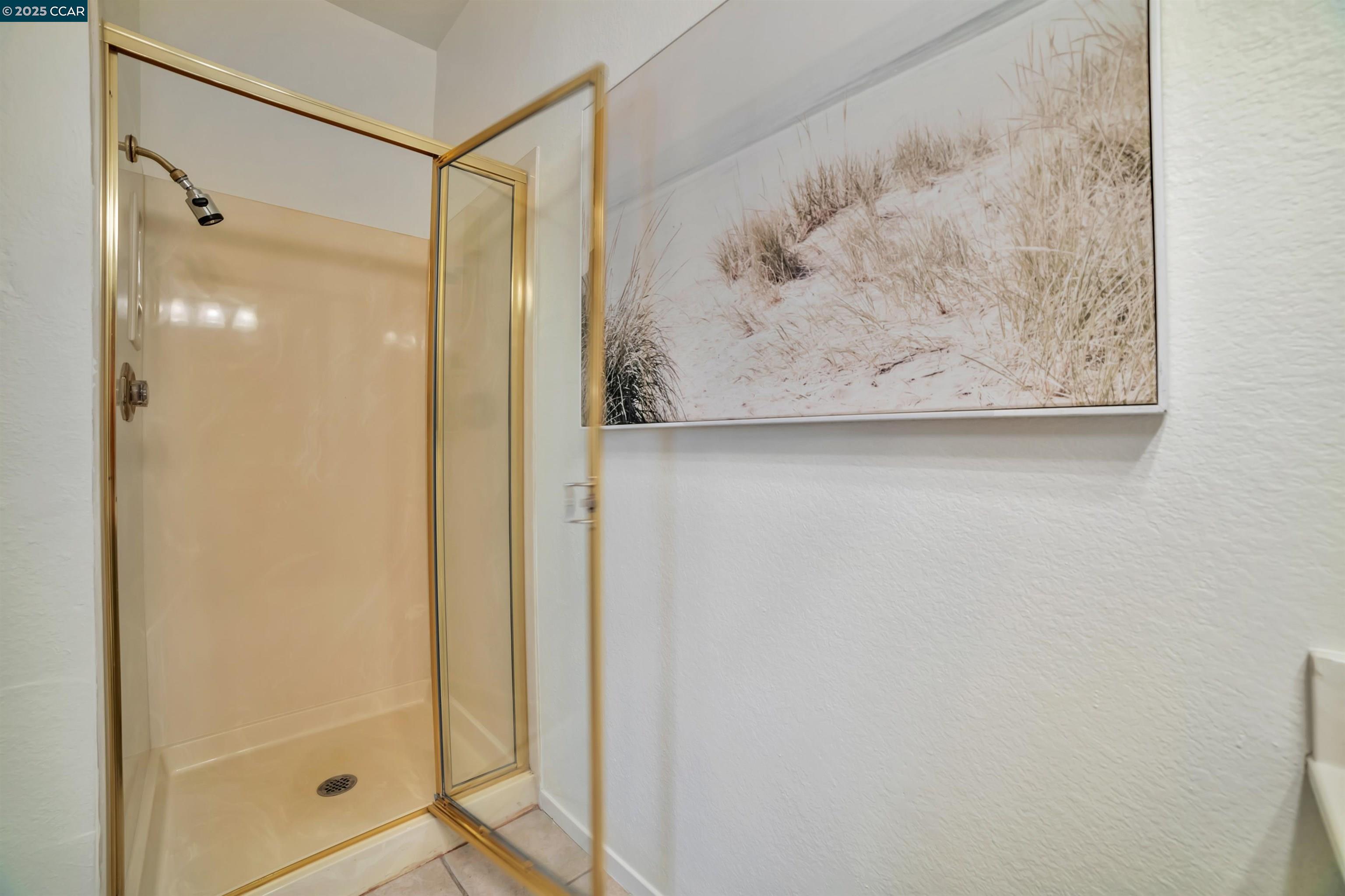Photo #3: 41104039 Listing 