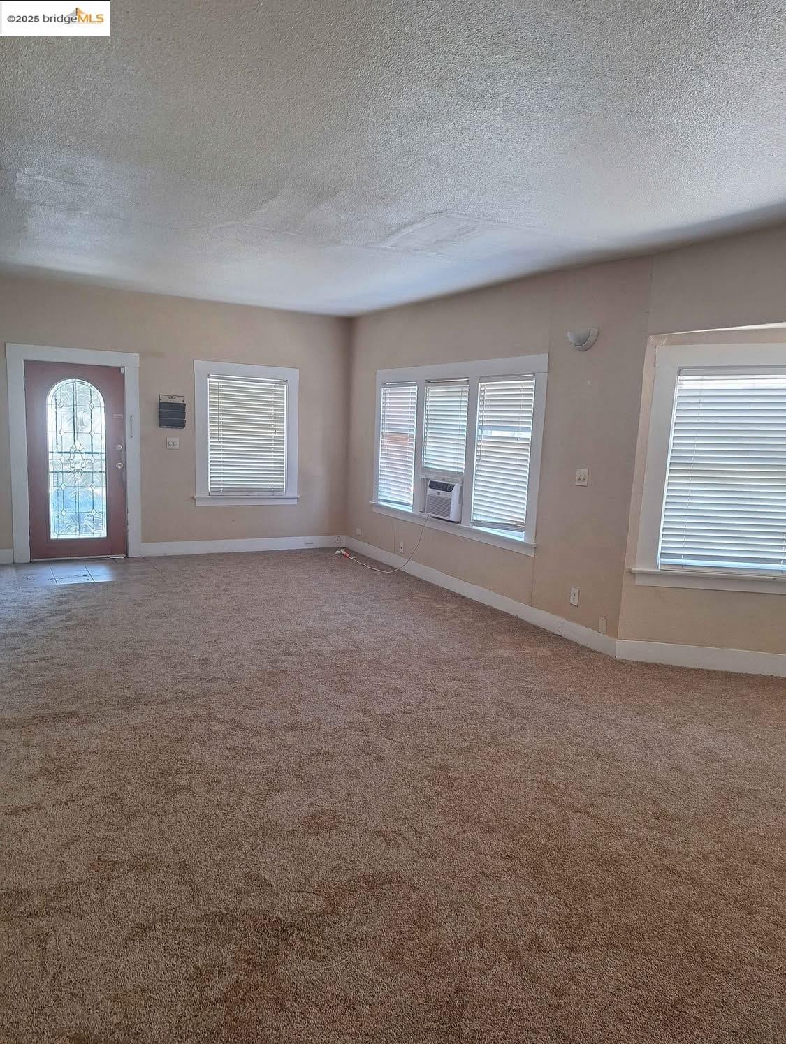 Detail Gallery Image 3 of 25 For 619 W 6th Street, Antioch,  CA 94509 - – Beds | – Baths