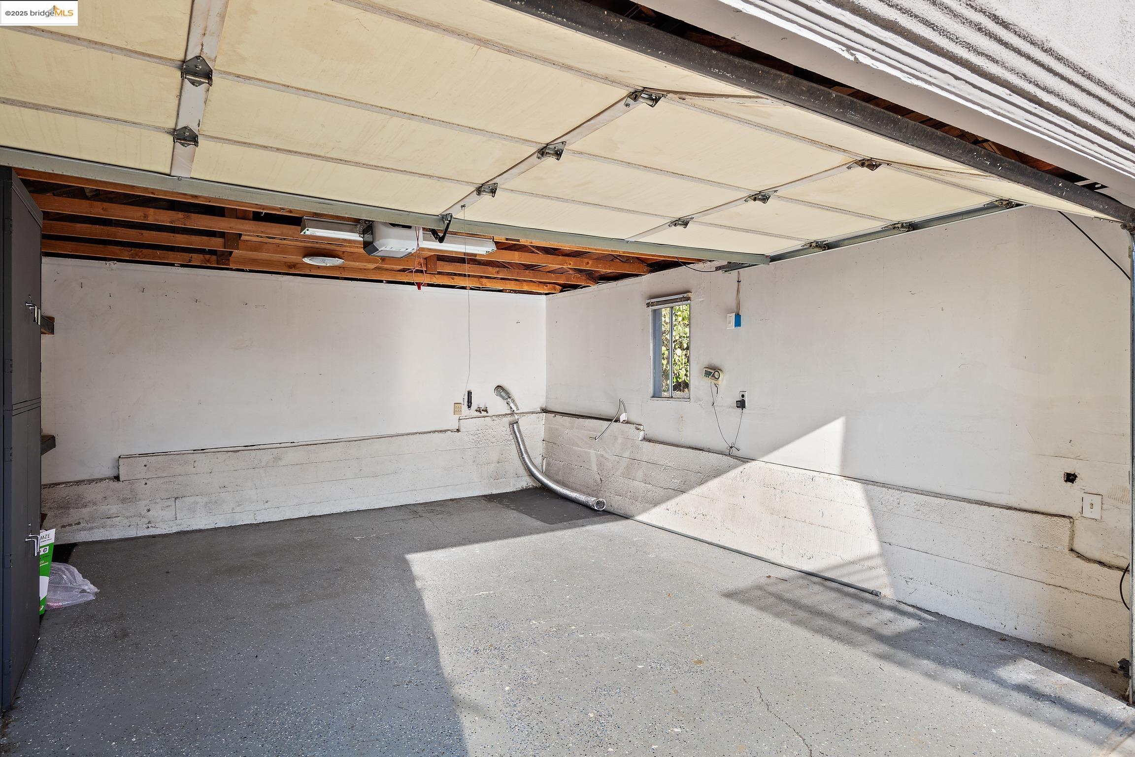 Detail Gallery Image 18 of 27 For 22756 Lorand Way, Hayward,  CA 94541 - 2 Beds | 1 Baths