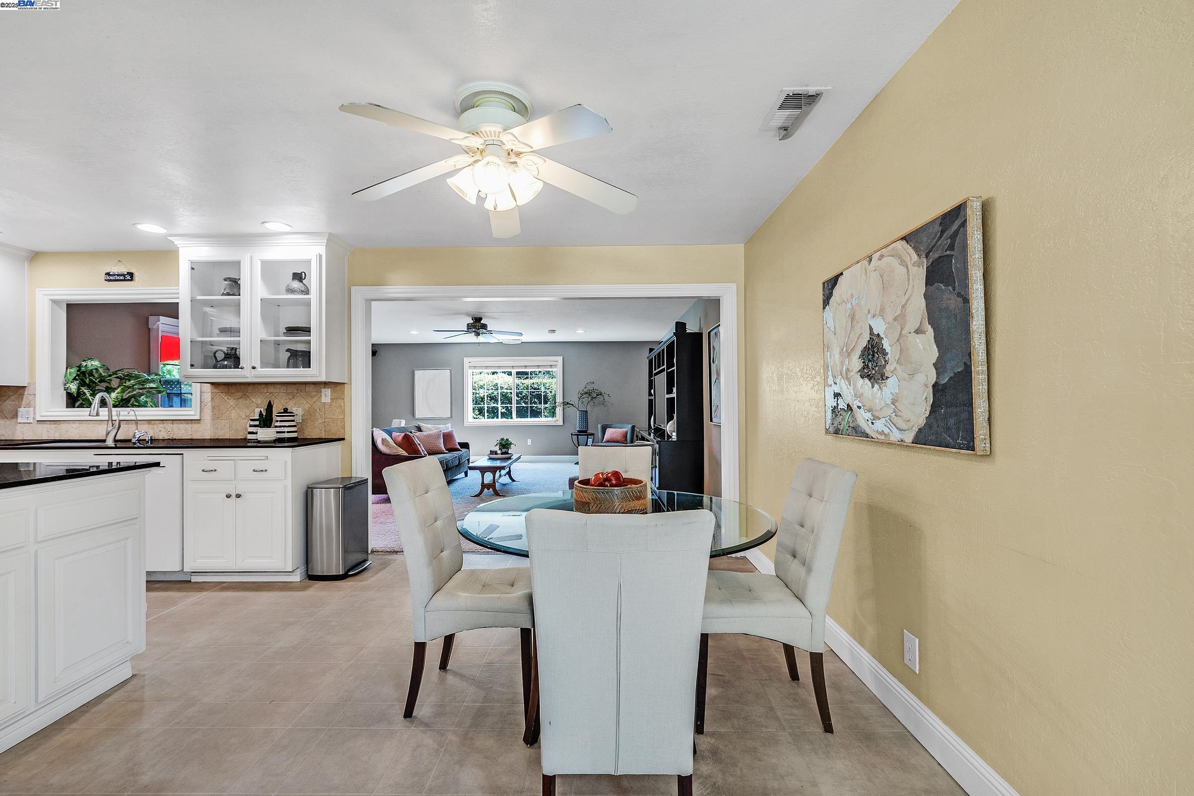 Detail Gallery Image 12 of 38 For 1015 Redondo Way, Livermore,  CA 94550 - 3 Beds | 2 Baths