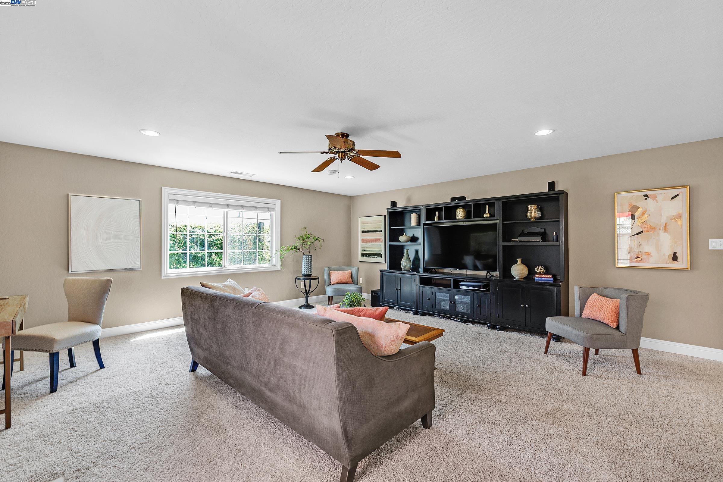 Detail Gallery Image 13 of 38 For 1015 Redondo Way, Livermore,  CA 94550 - 3 Beds | 2 Baths