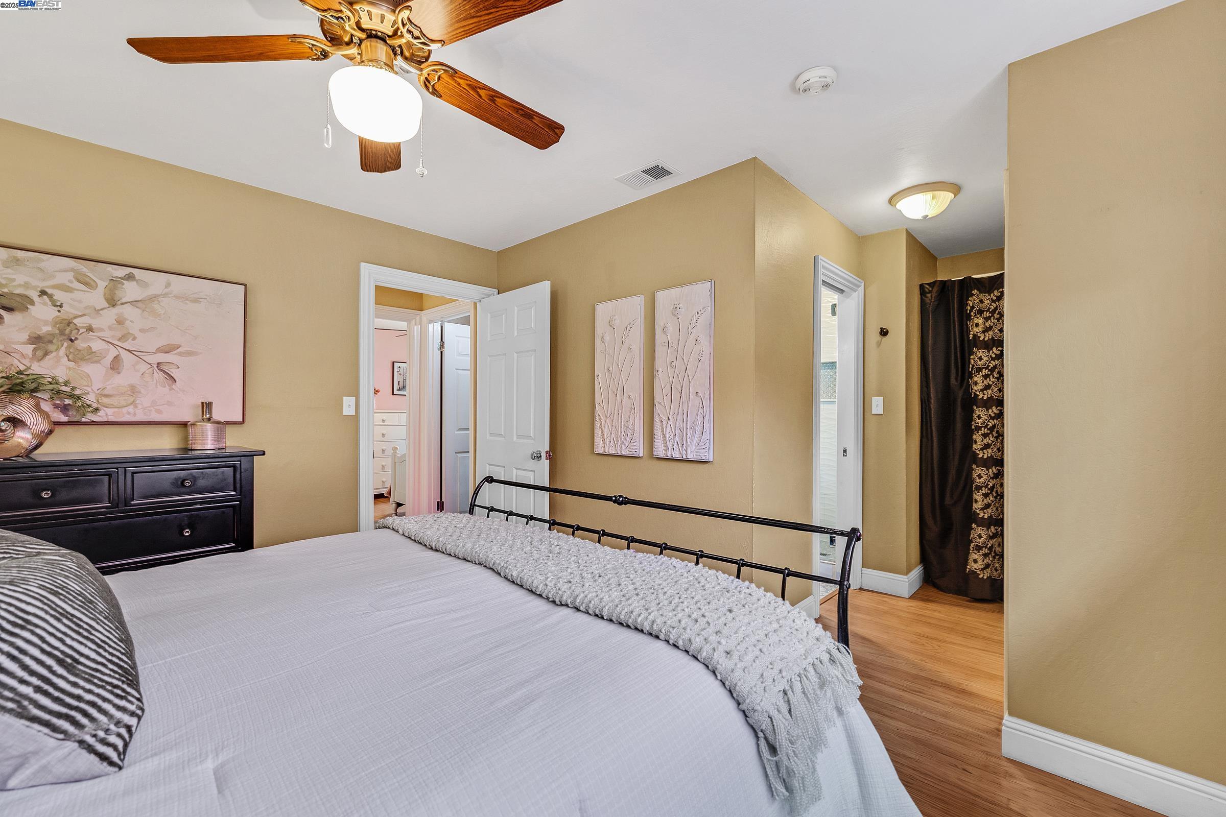 Detail Gallery Image 18 of 38 For 1015 Redondo Way, Livermore,  CA 94550 - 3 Beds | 2 Baths