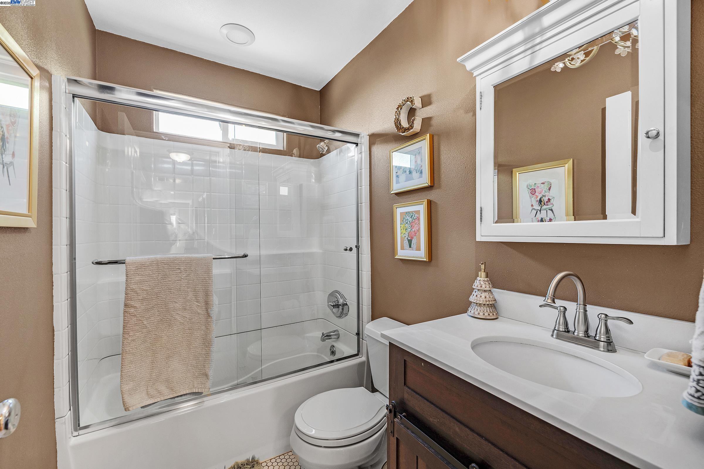 Detail Gallery Image 27 of 38 For 1015 Redondo Way, Livermore,  CA 94550 - 3 Beds | 2 Baths