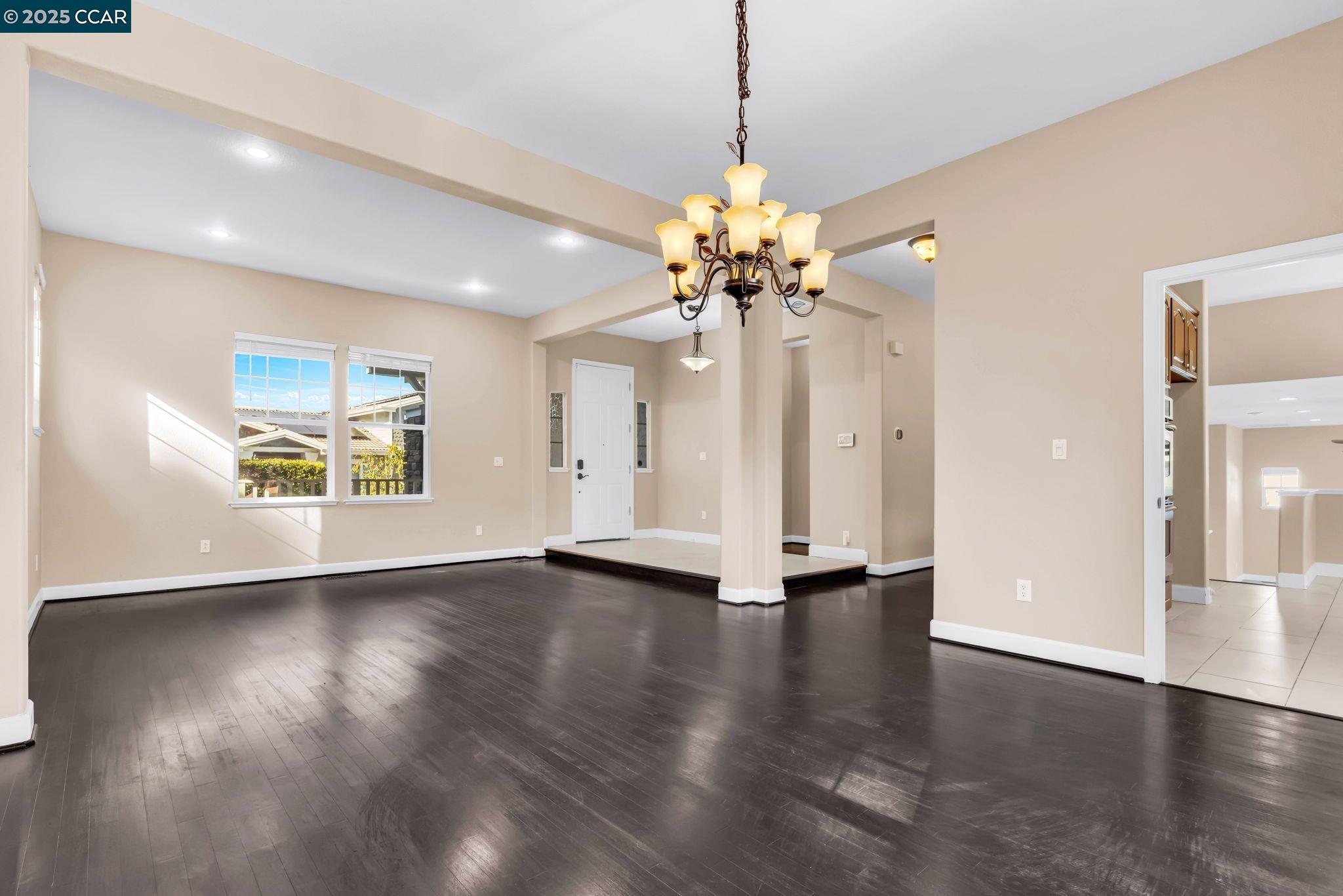 Detail Gallery Image 12 of 57 For 4362 Lynn Dr, Concord,  CA 94518 - 4 Beds | 3 Baths