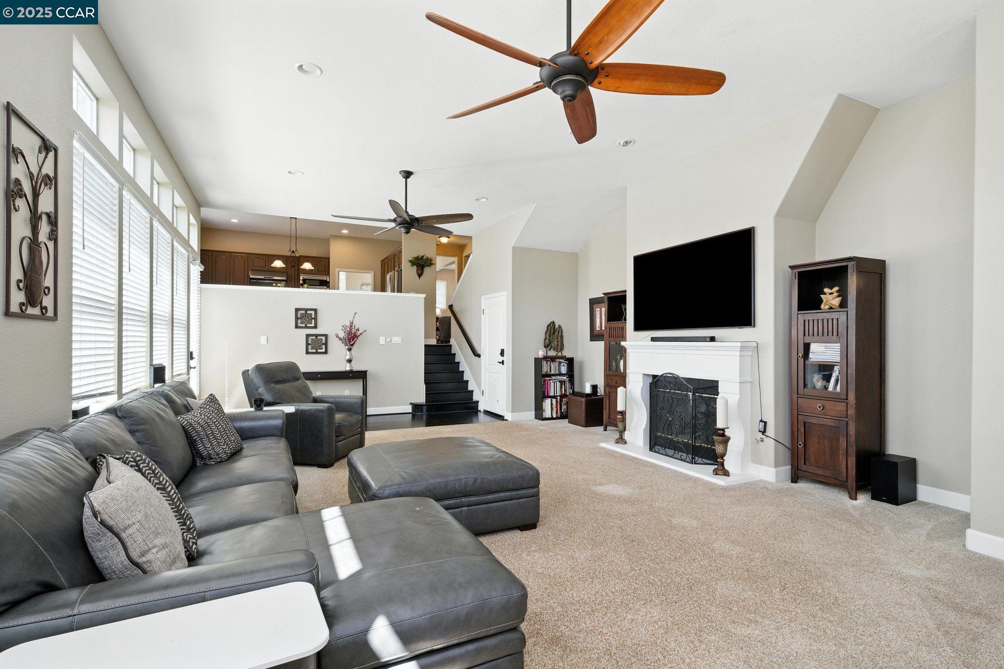 Detail Gallery Image 16 of 51 For 4362 Lynn Dr, Concord,  CA 94518 - 4 Beds | 3 Baths