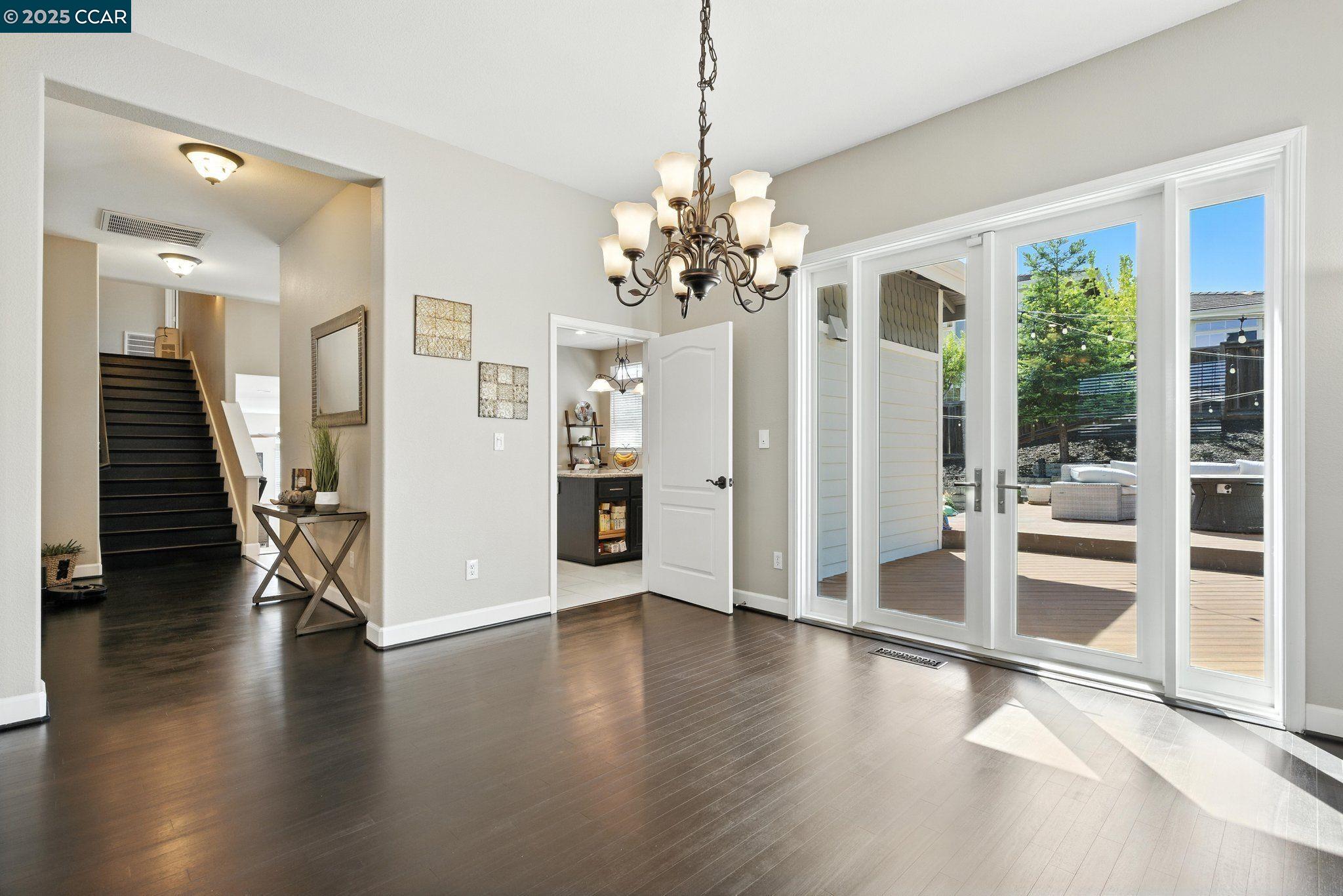 Detail Gallery Image 9 of 51 For 4362 Lynn Dr, Concord,  CA 94518 - 4 Beds | 3 Baths