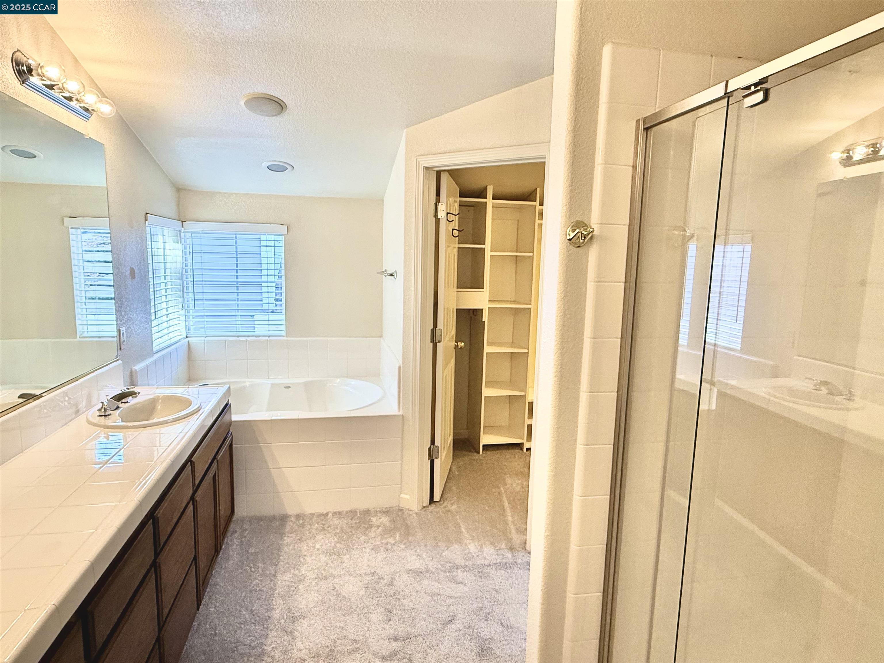 Detail Gallery Image 7 of 18 For 54 Village Square Pl, Pleasant Hill,  CA 94523 - 3 Beds | 2/1 Baths