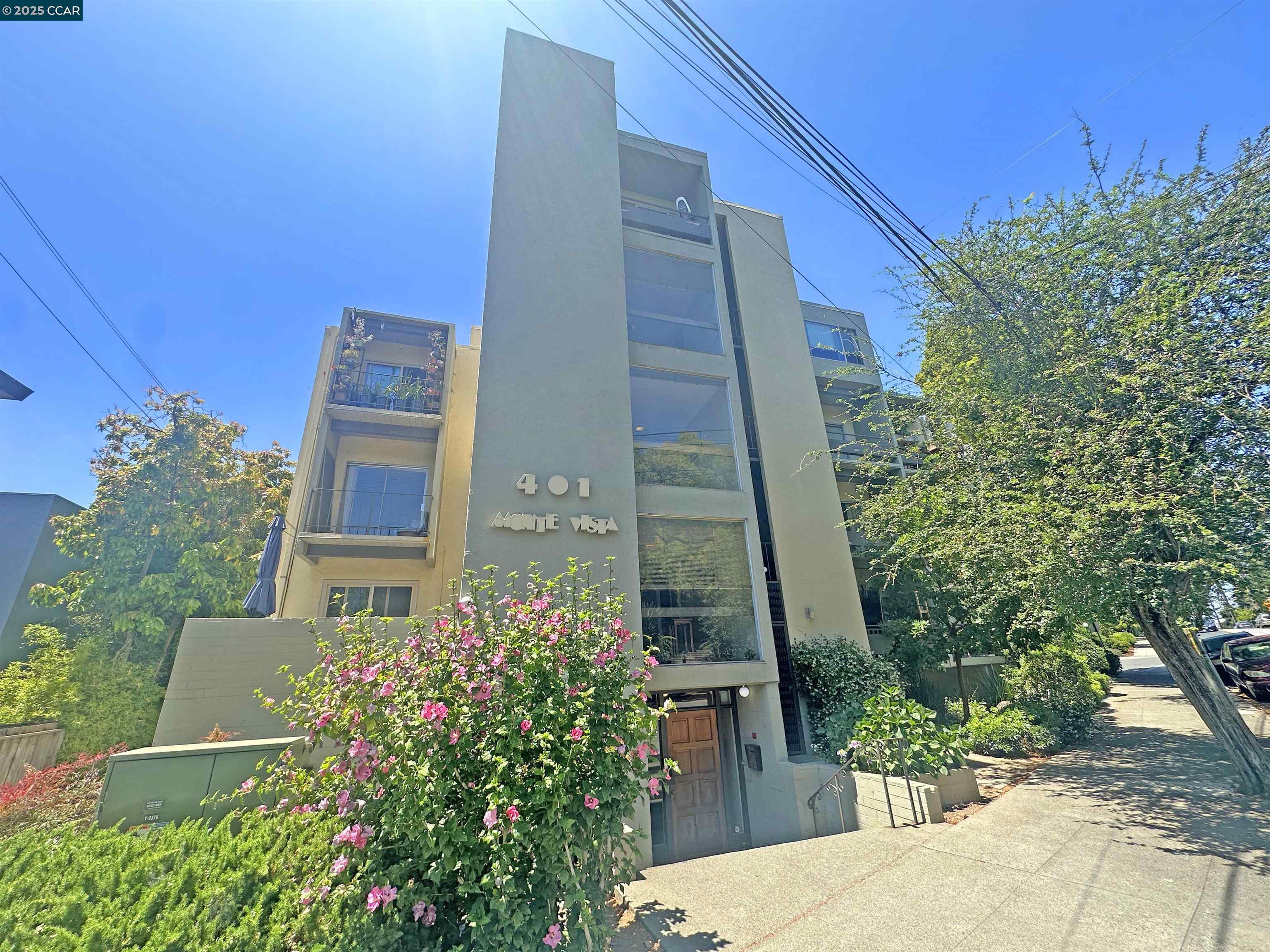 MLS: 41104050 Condo For Sale