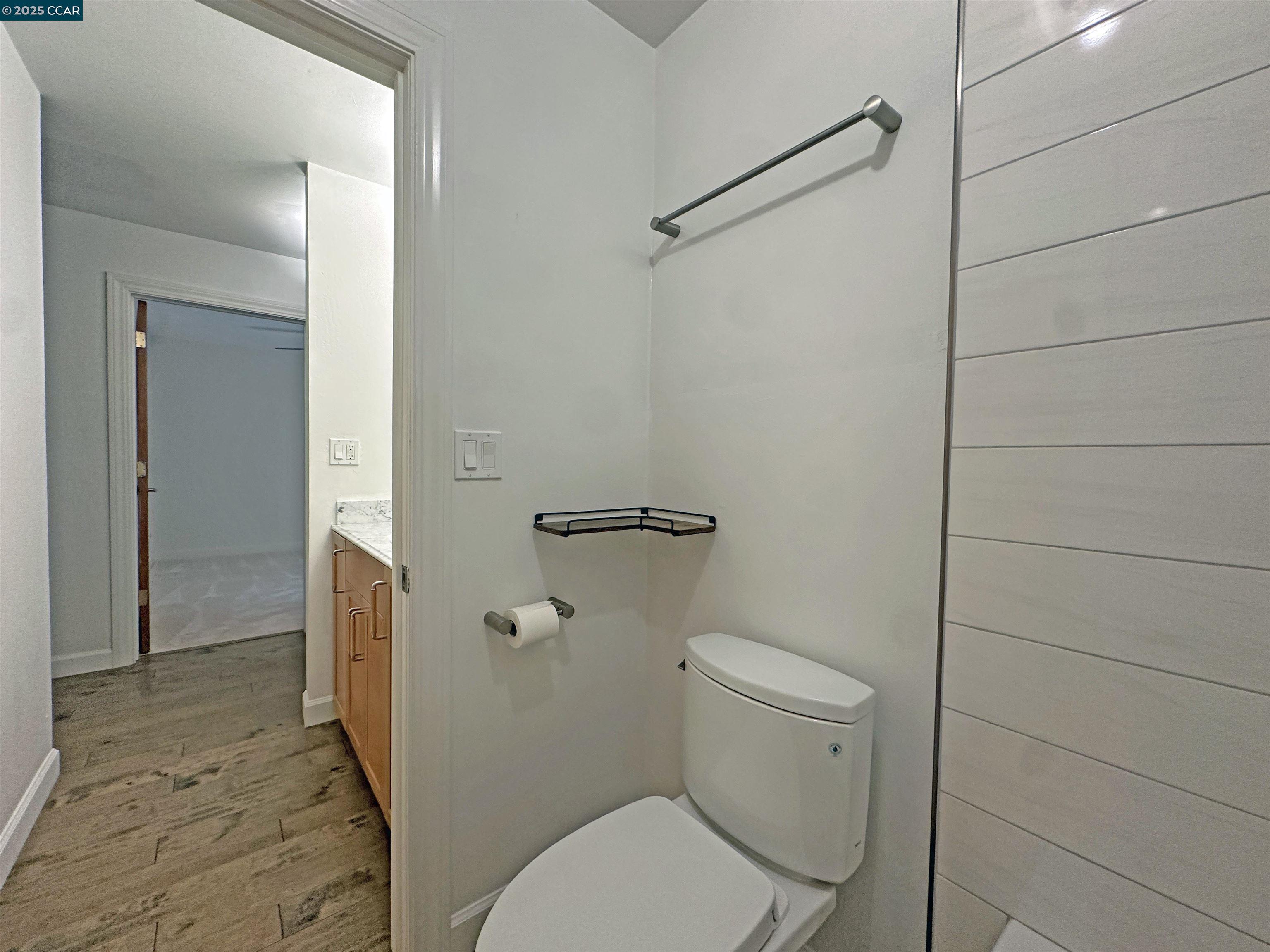 Detail Gallery Image 17 of 24 For 401 Monte Vista Ave #103,  Oakland,  CA 94611 - 1 Beds | 1 Baths