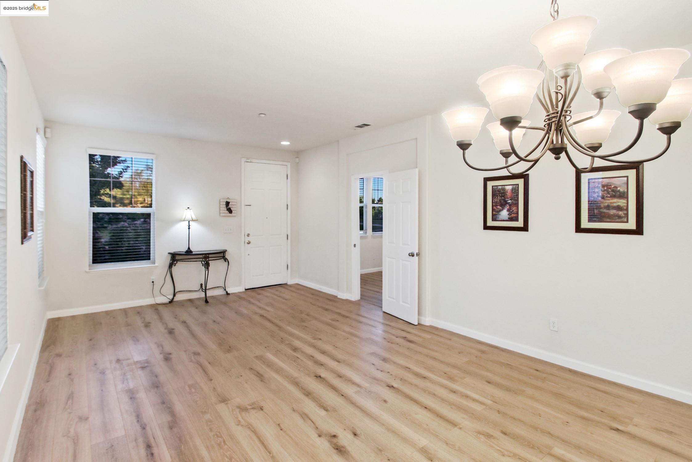 Detail Gallery Image 8 of 57 For 2729 Cathedral Circle, Brentwood,  CA 94513 - 4 Beds | 2 Baths