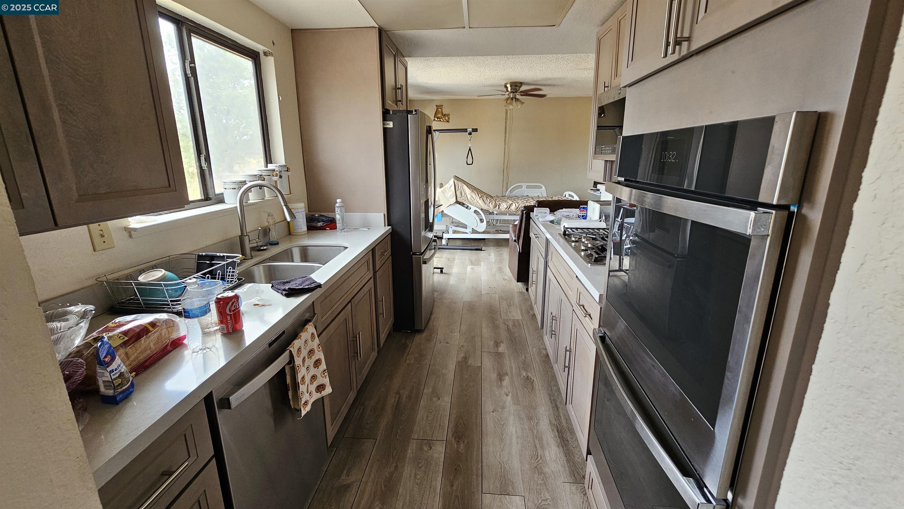 Detail Gallery Image 12 of 24 For 80 Mims Ave, Bay Point,  CA 94565-3233 - 4 Beds | 2/1 Baths