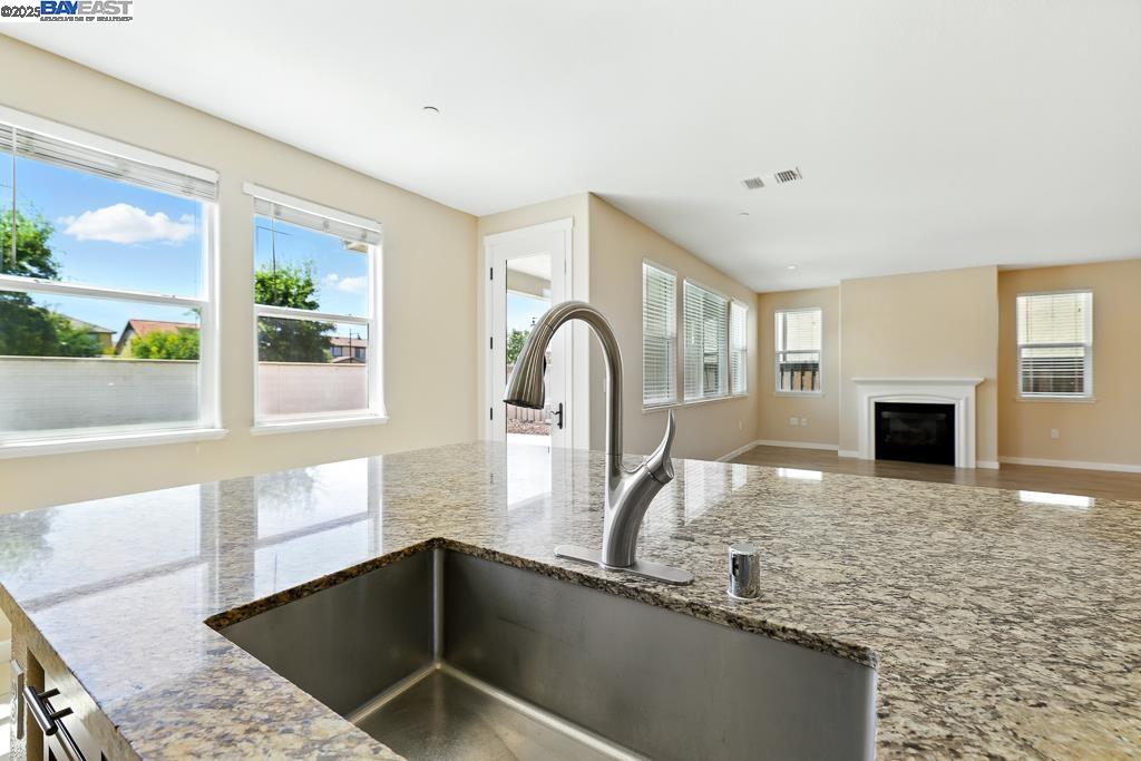 Detail Gallery Image 15 of 60 For 18309 Millbrook Ave, Lathrop,  CA 95330 - 4 Beds | 3 Baths