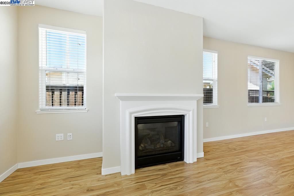 Detail Gallery Image 9 of 60 For 18309 Millbrook Ave, Lathrop,  CA 95330 - 4 Beds | 3 Baths