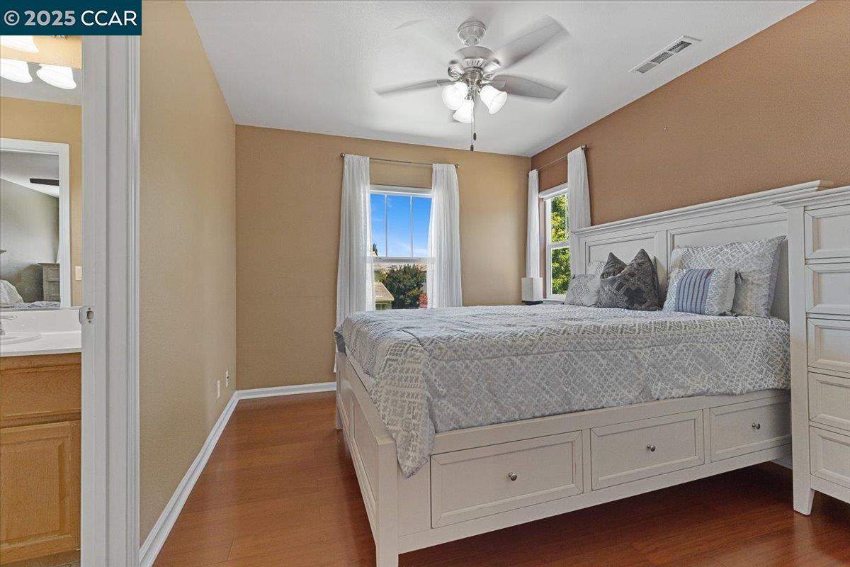 Detail Gallery Image 5 of 12 For 34102 Zaner Way, Union City,  CA 94587 - 3 Beds | 2/1 Baths
