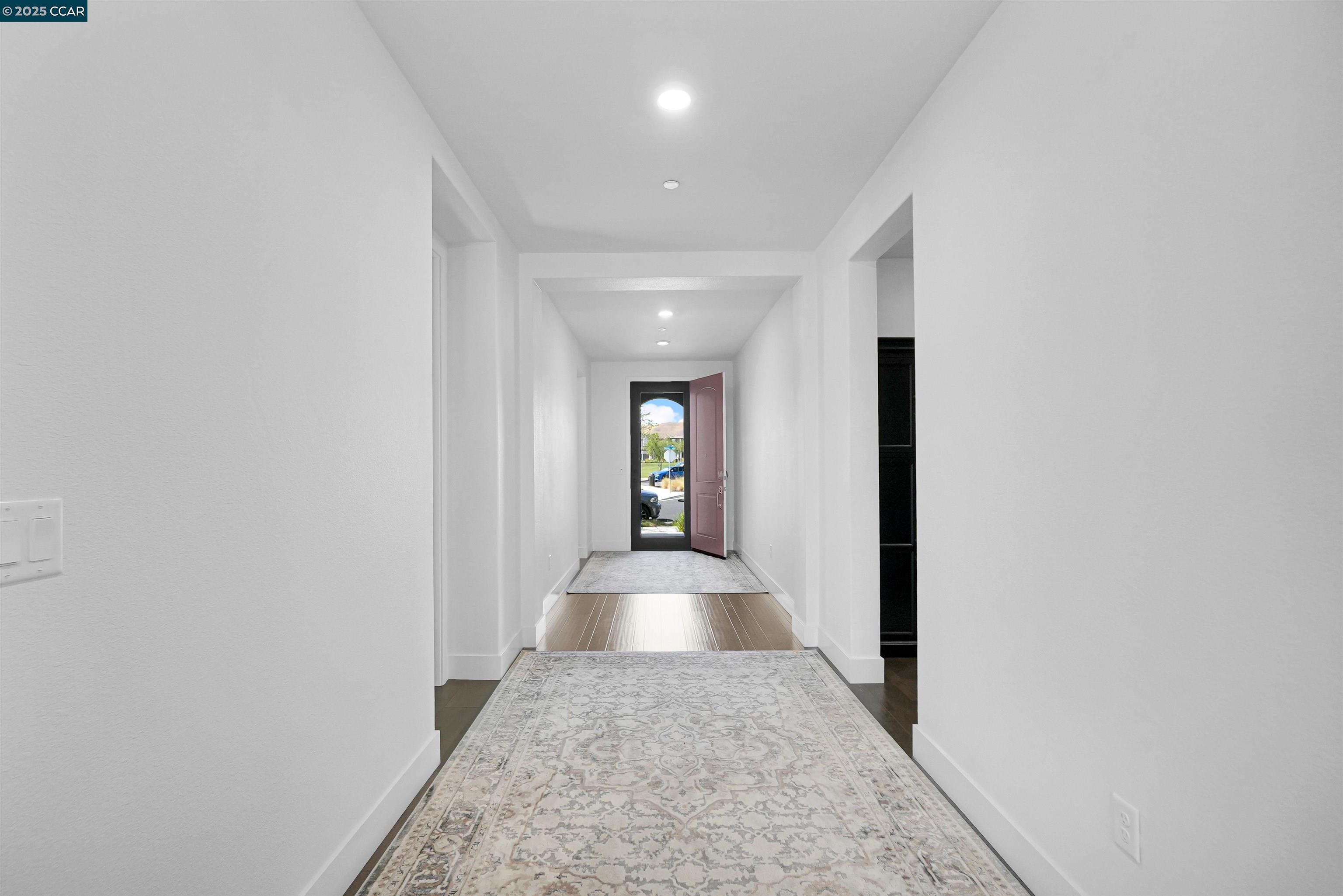 Detail Gallery Image 6 of 60 For 6856 Anton Street, Tracy,  CA 95377-7701 - 4 Beds | 3/1 Baths