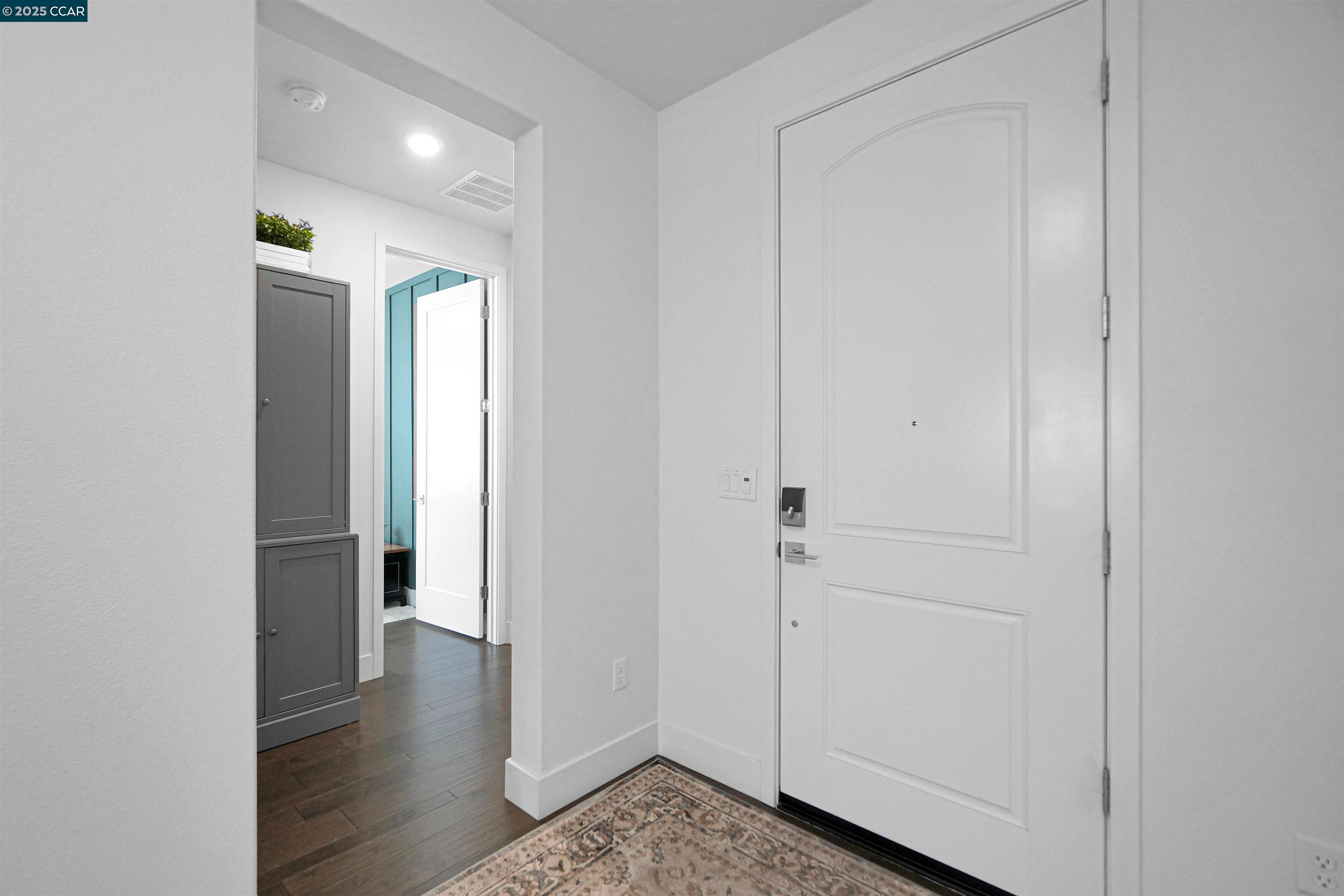 Detail Gallery Image 7 of 60 For 6856 Anton Street, Tracy,  CA 95377-7701 - 4 Beds | 3/1 Baths