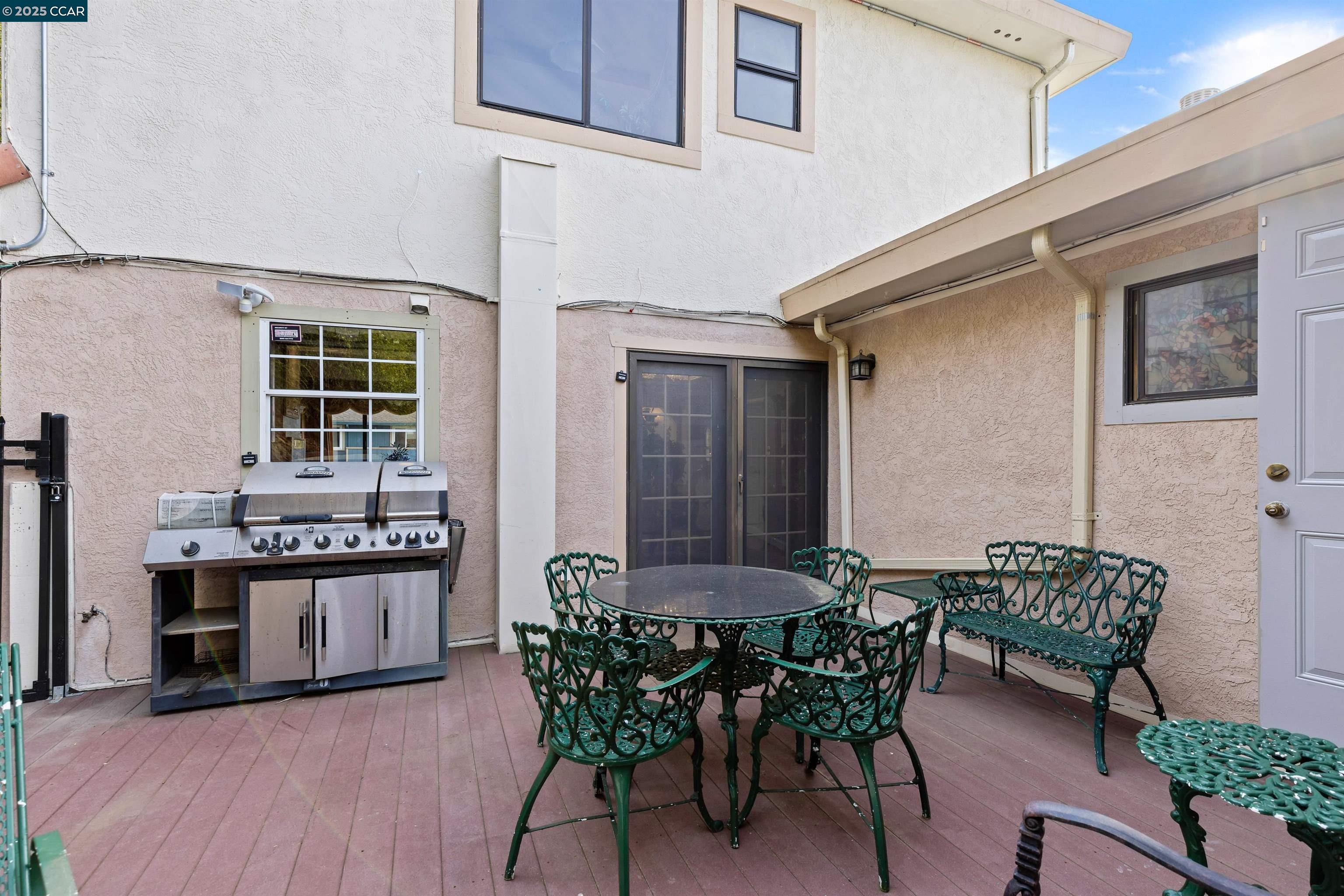 Detail Gallery Image 48 of 49 For 716 Gelston Pl, El Cerrito,  CA 94530 - 4 Beds | 2/2 Baths