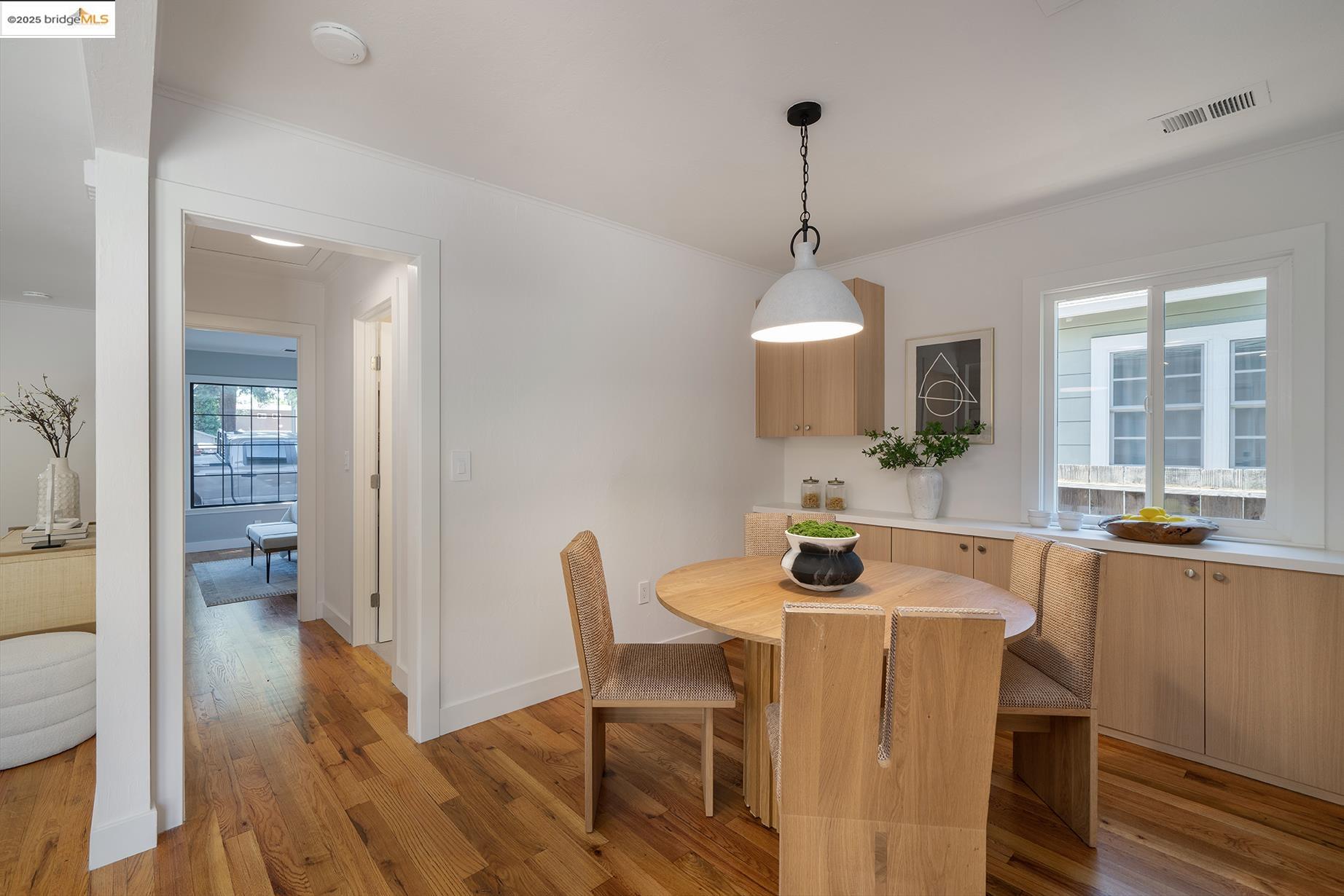 Detail Gallery Image 11 of 29 For 935 W Taylor Street, San Jose,  CA 95126 - 3 Beds | 2 Baths