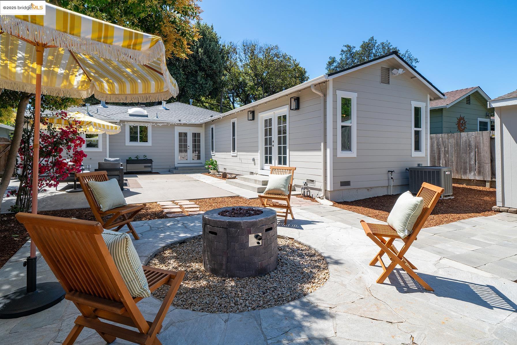 Detail Gallery Image 23 of 29 For 935 W Taylor Street, San Jose,  CA 95126 - 3 Beds | 2 Baths
