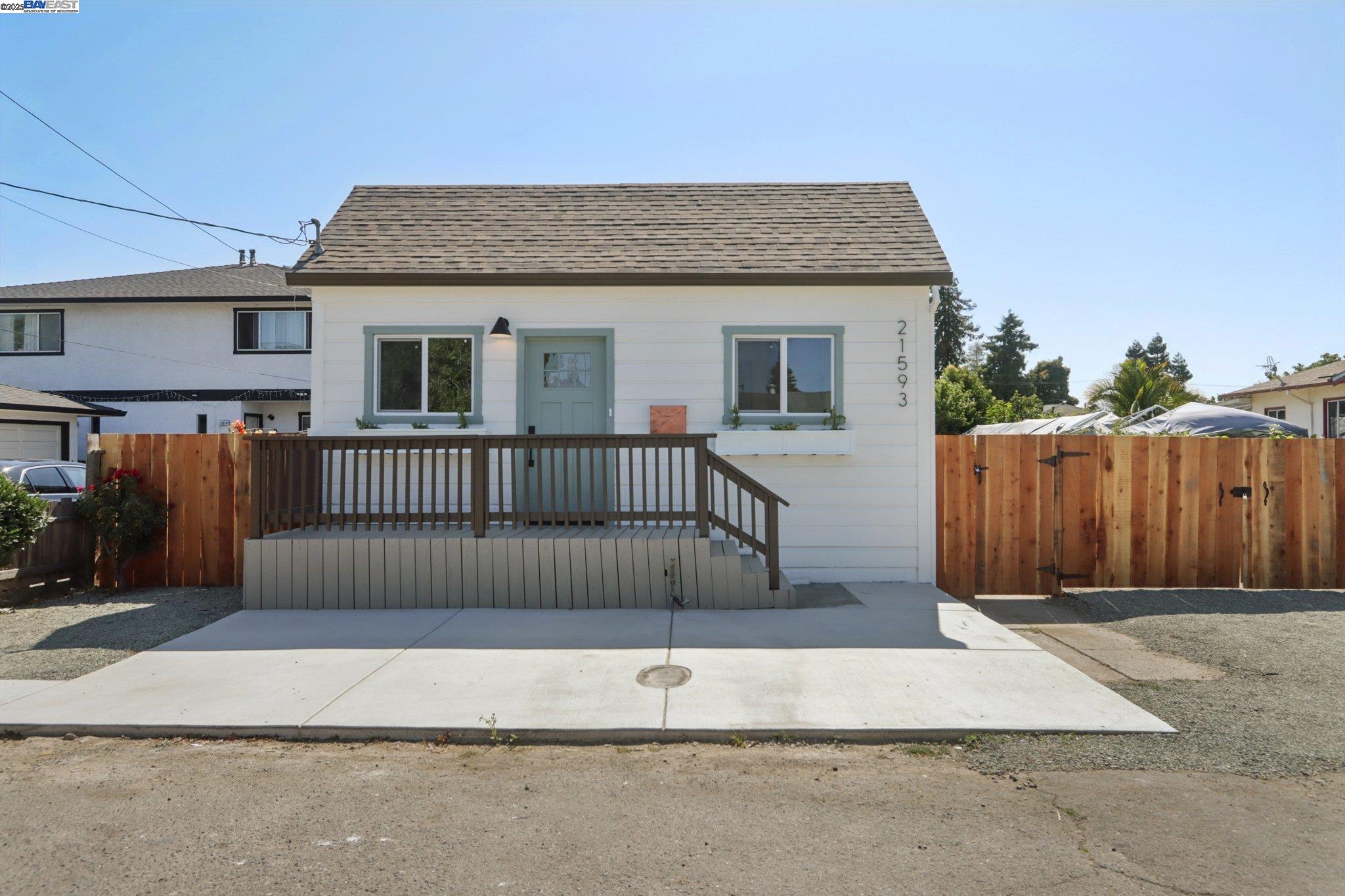 Detail Gallery Image 1 of 1 For 21593 Princeton St, Hayward,  CA 94541 - 3 Beds | 2 Baths